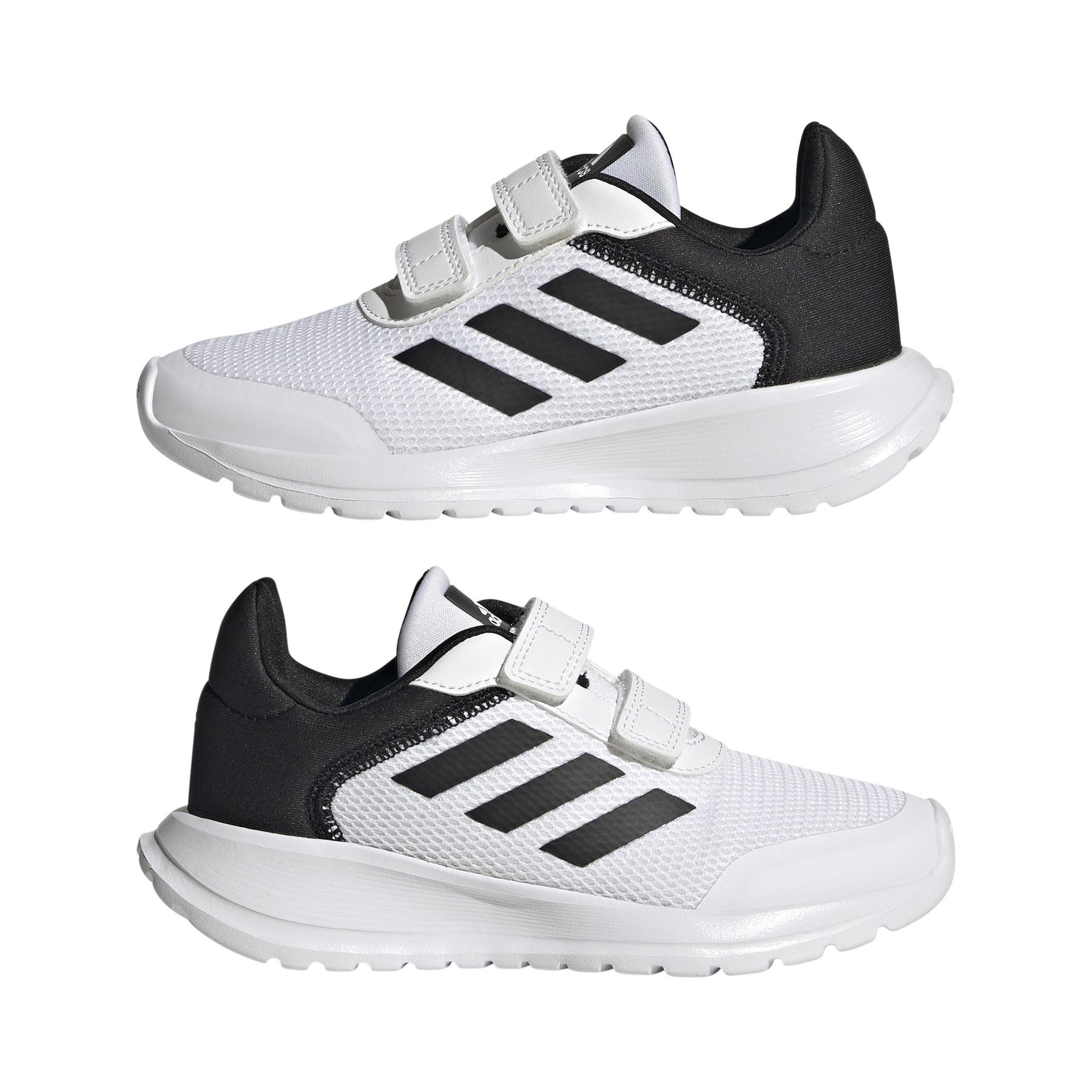 product/a/d/adidas_if0354_10_footwear_photography_mirrored_pair_view_white.jpg
