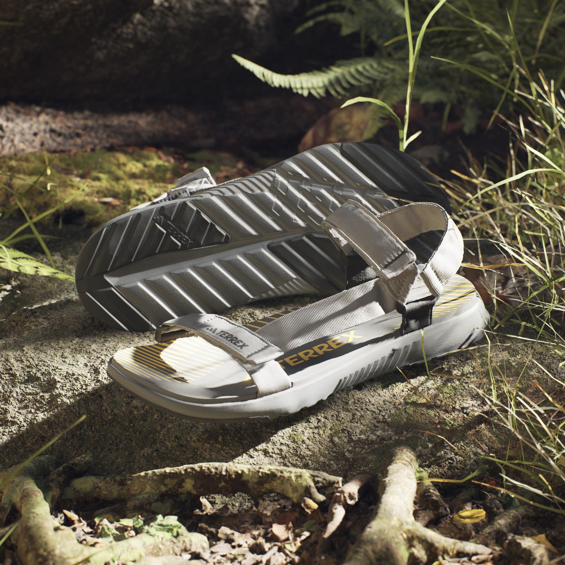 product/a/d/adidas_if3103_21_footwear_photography_heromrktng_view_8.jpg