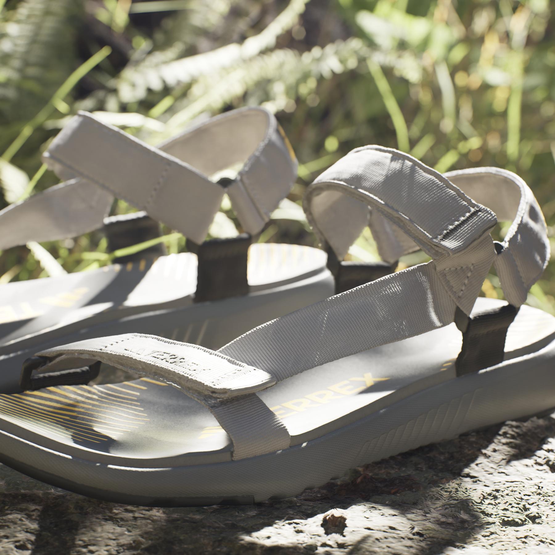 product/a/d/adidas_if3103_22_footwear_photography_heromrktng_view_9.jpg