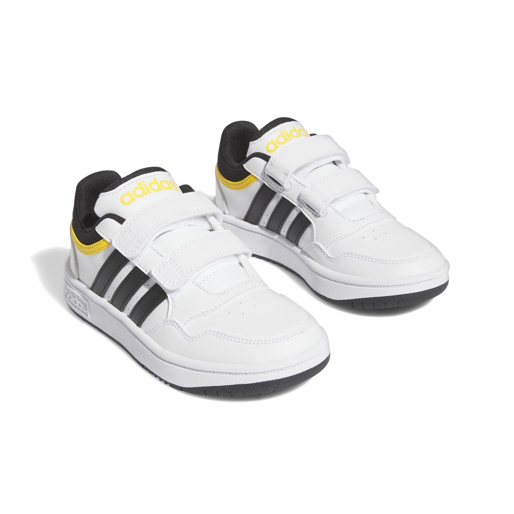 product/a/d/adidas_if5316_6_footwear_photography_front_lateral_top_view_white.jpg
