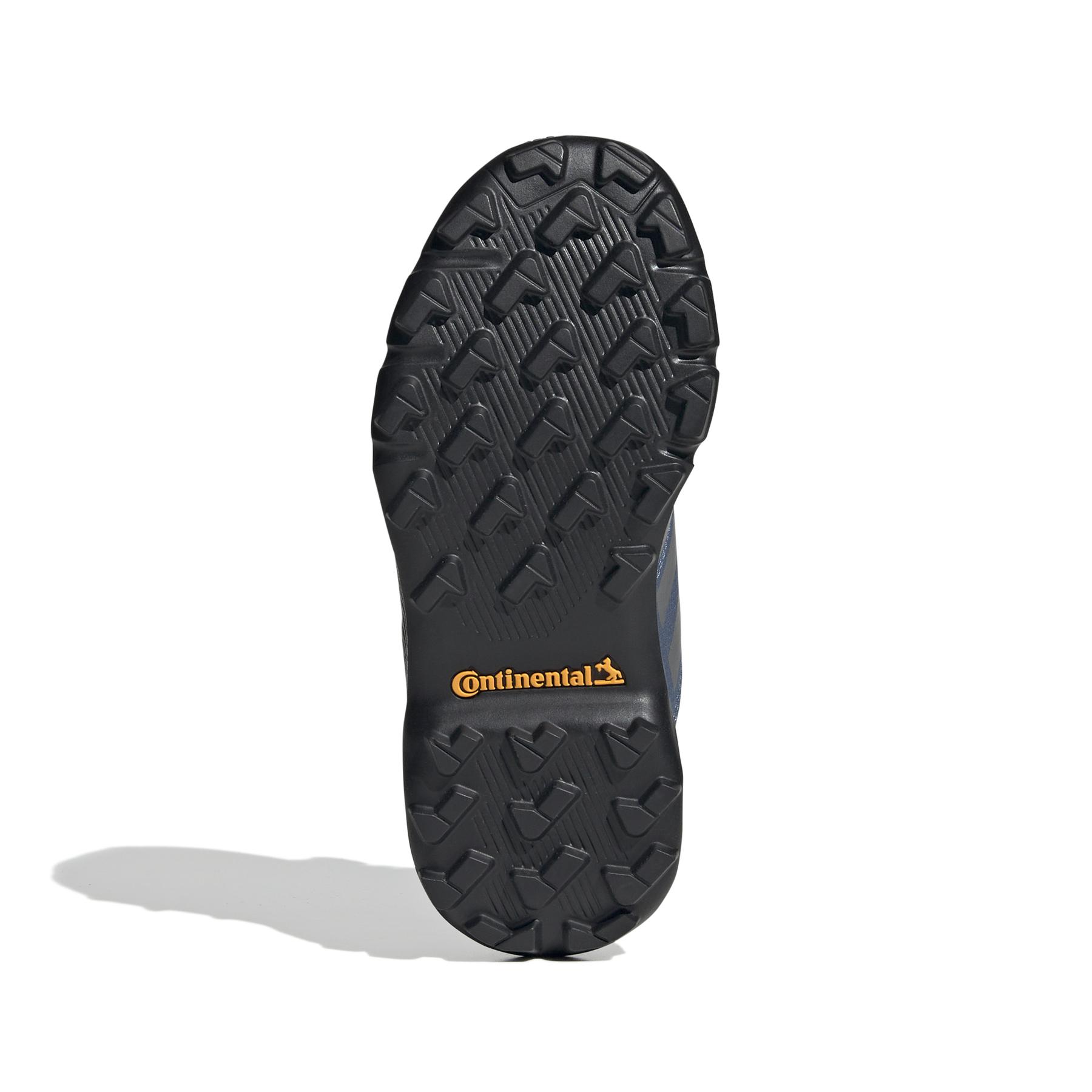 product/a/d/adidas_if5705_4_footwear_photography_bottom_view_white.jpg