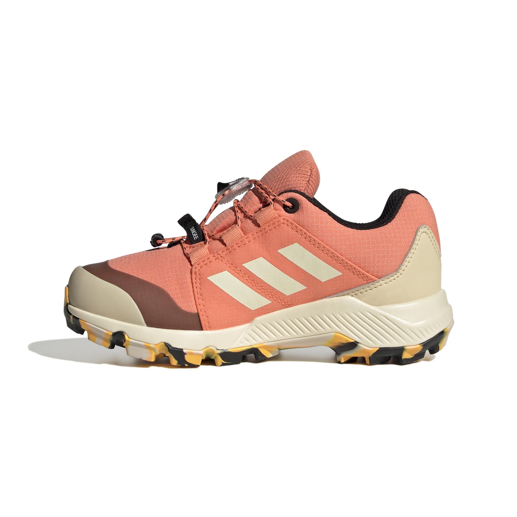 product/a/d/adidas_if7520_5_footwear_photography_side_medial_center_view_white.jpg