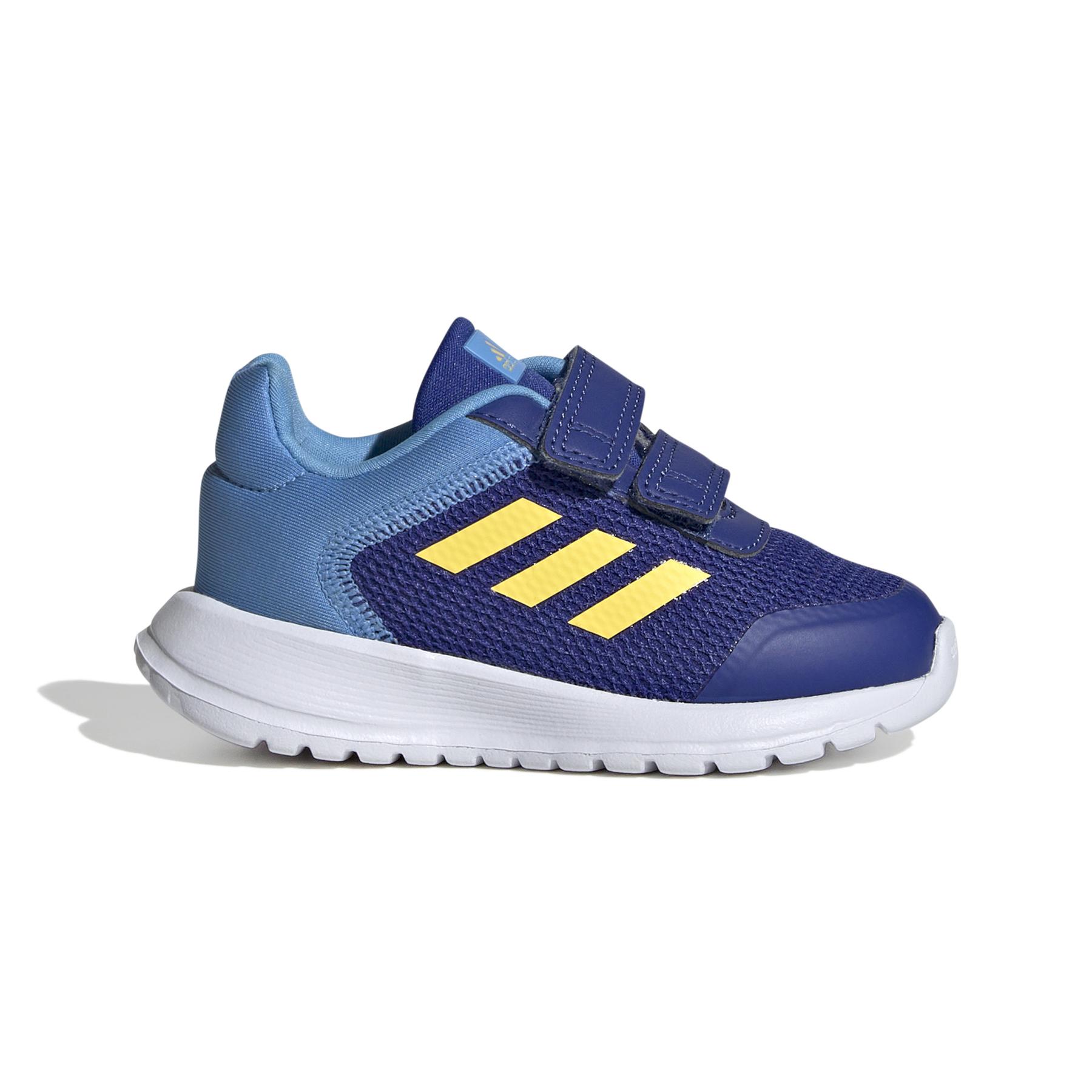 product/a/d/adidas_ig1147_1_footwear_photography_side_lateral_center_view_white.jpg