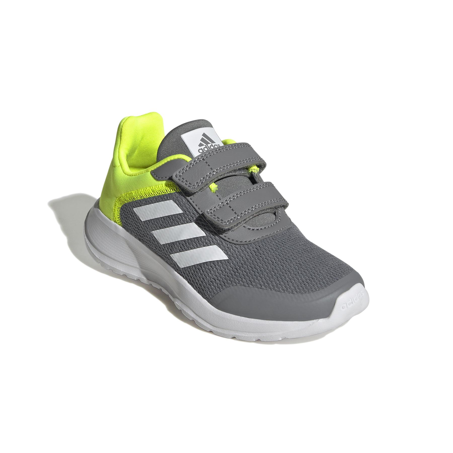 product/a/d/adidas_ig1239_6_footwear_photography_front_lateral_top_view_white.jpg
