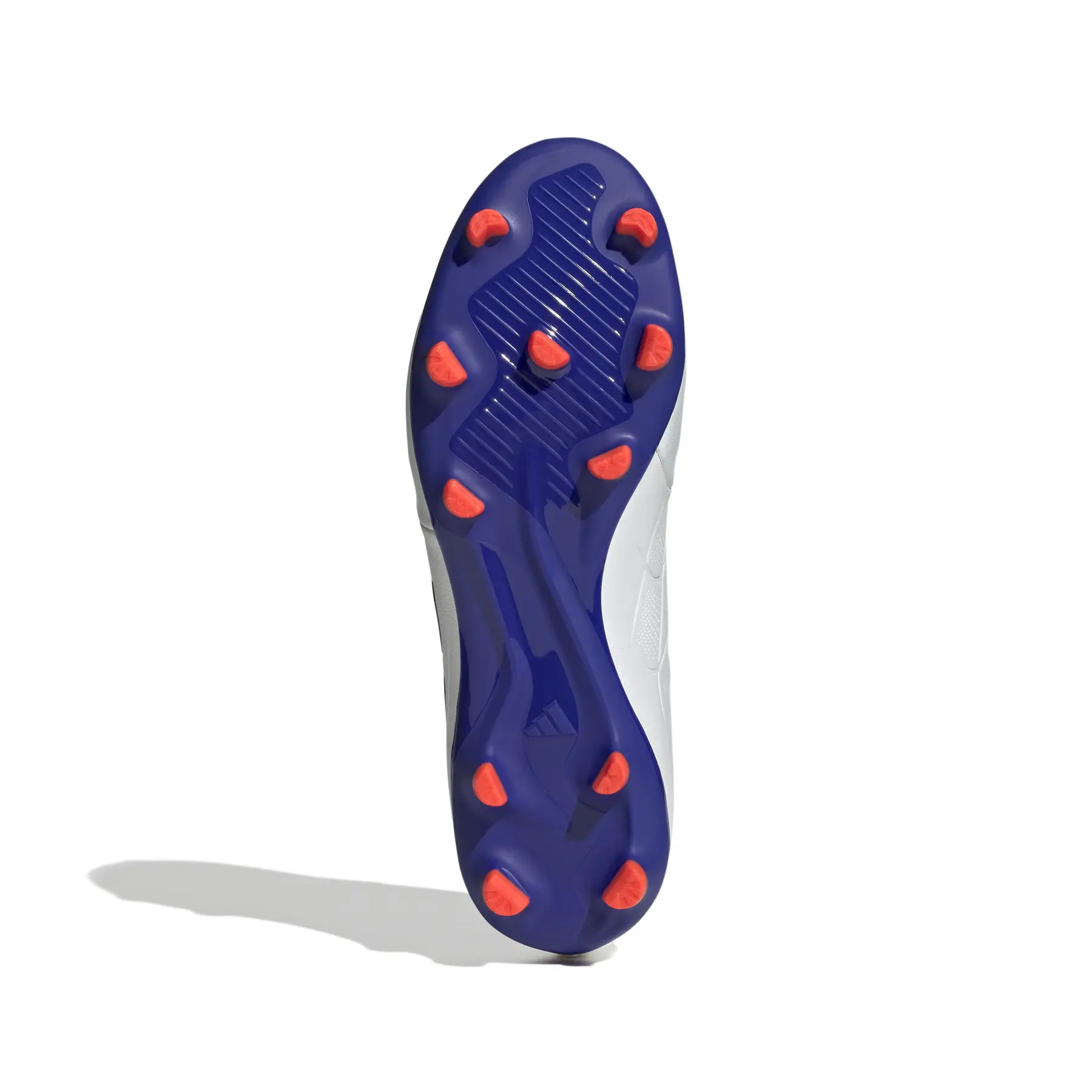 product/a/d/adidas_ig6408_3_footwear_photography_bottom_view_white-nw052424.jpg