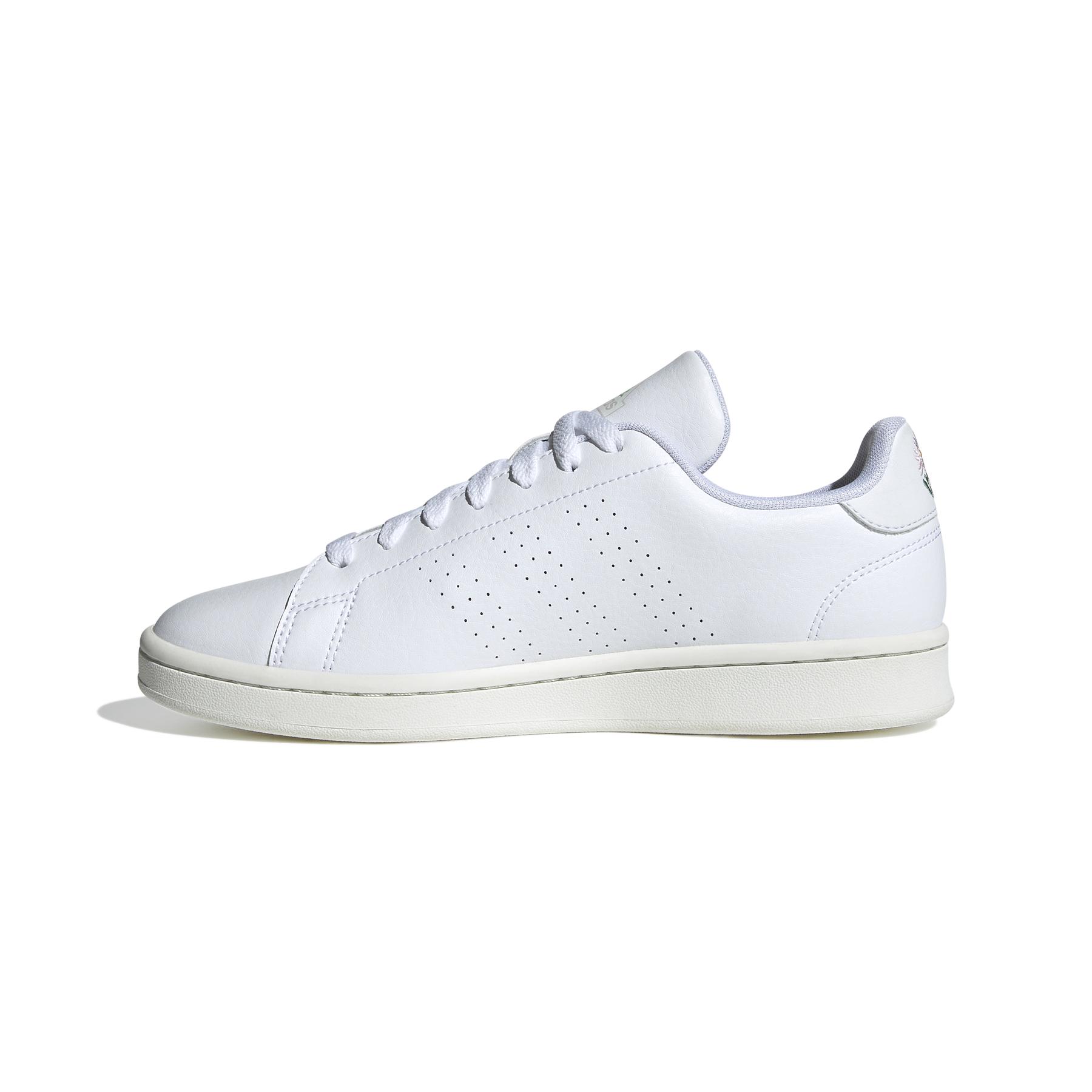 product/a/d/adidas_ig6420_5_footwear_photography_side_medial_center_view_white.jpg