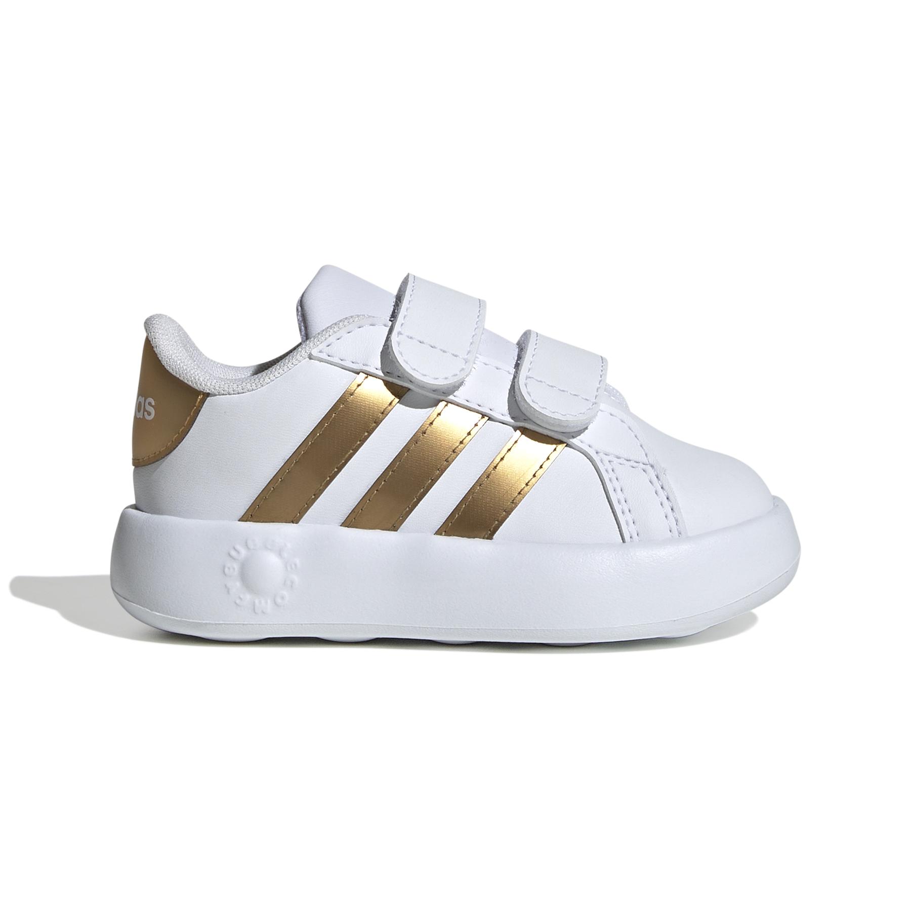 product/a/d/adidas_ig6586_1_footwear_photography_side_lateral_center_view_white.jpg