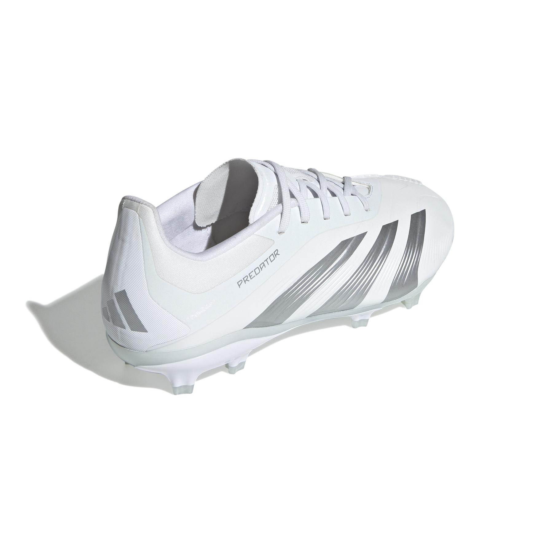 product/a/d/adidas_ig7744_6_footwear_photography_back_lateral_top_view_white-030824.jpg