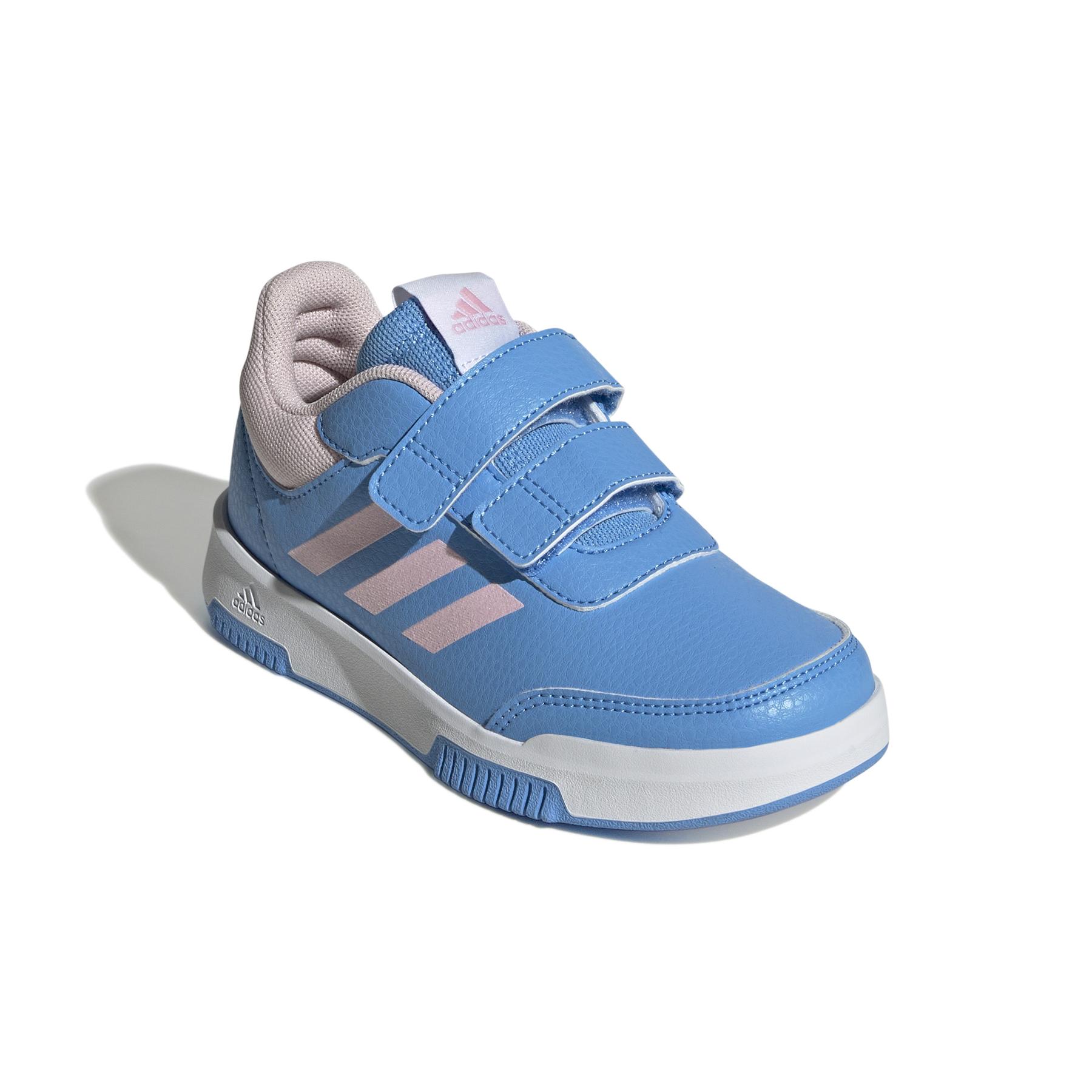 product/a/d/adidas_ig8582_6_footwear_photography_front_lateral_top_view_white.jpg