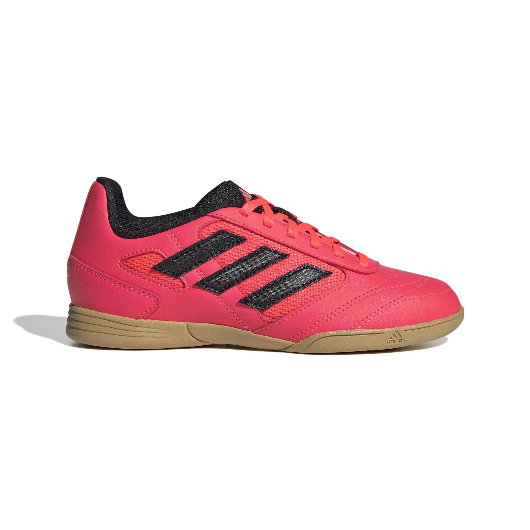 product/a/d/adidas_ig8754_1_footwear_photography_side_lateral_center_view_white.jpg