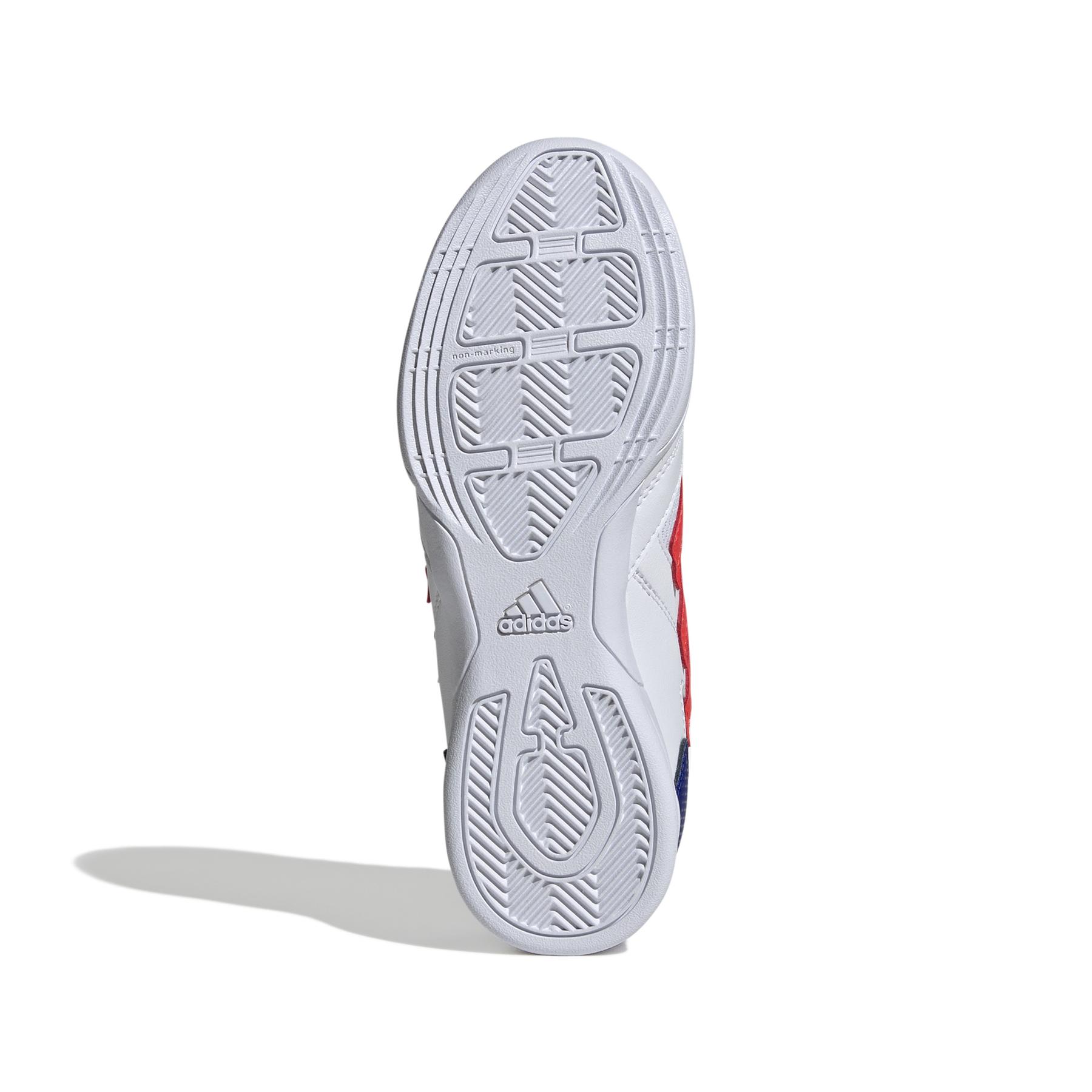 product/a/d/adidas_ig8755_3_footwear_photography_bottom_view_white.jpg