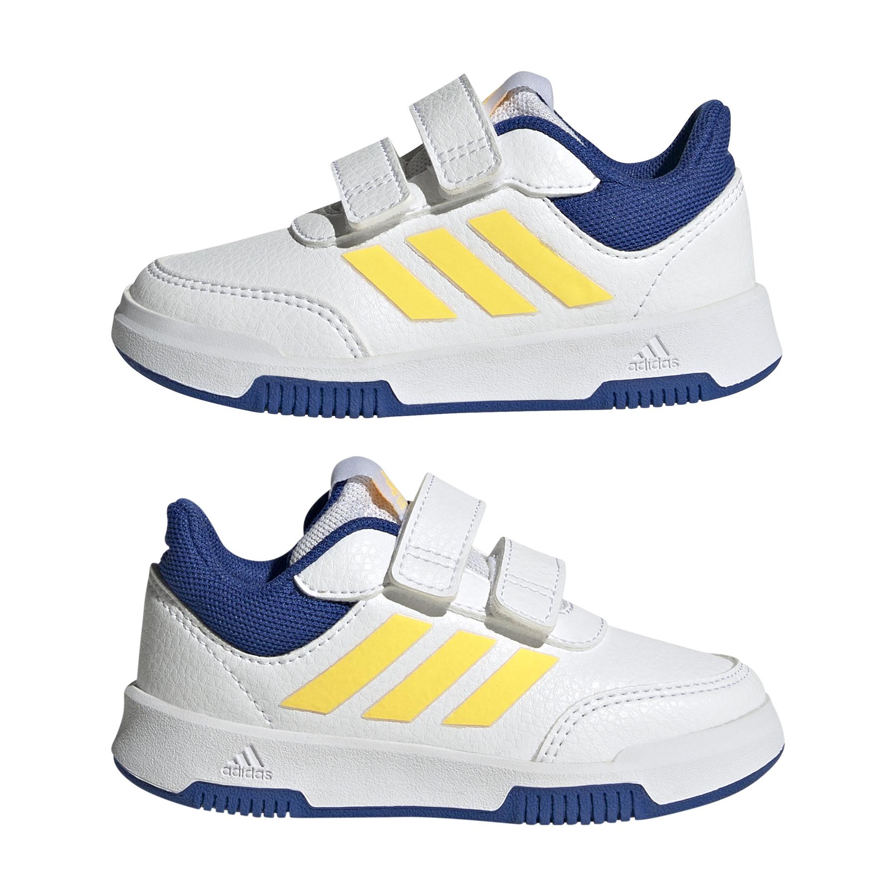 product/a/d/adidas_ig8801_10_footwear_photography_mirrored_pair_view_white.jpg