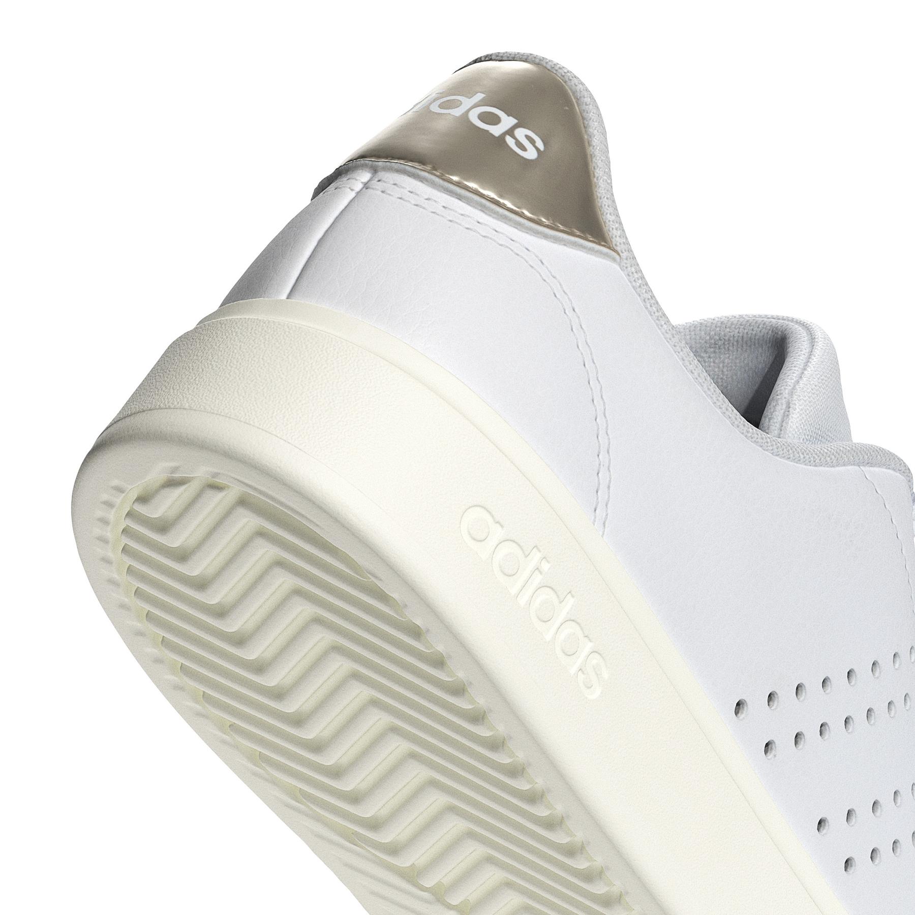 product/a/d/adidas_ig9179_9_footwear_photography_detail_view_2_white.jpg