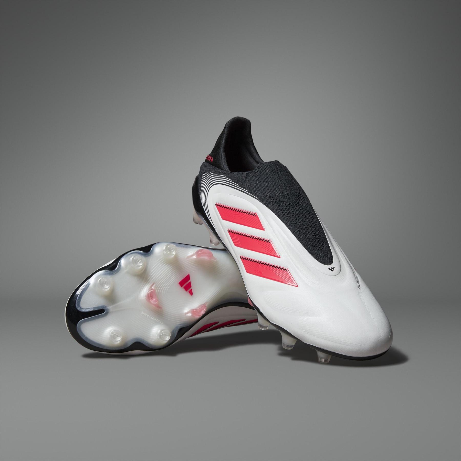 product/a/d/adidas_ih0076_13_footwear_photography_heromrktng_view_1-nw091625.jpg