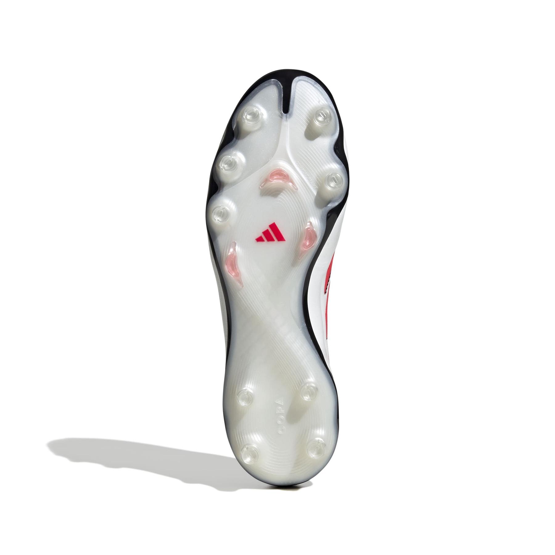 product/a/d/adidas_ih0076_3_footwear_photography_bottom_view_white-nw091625.jpg