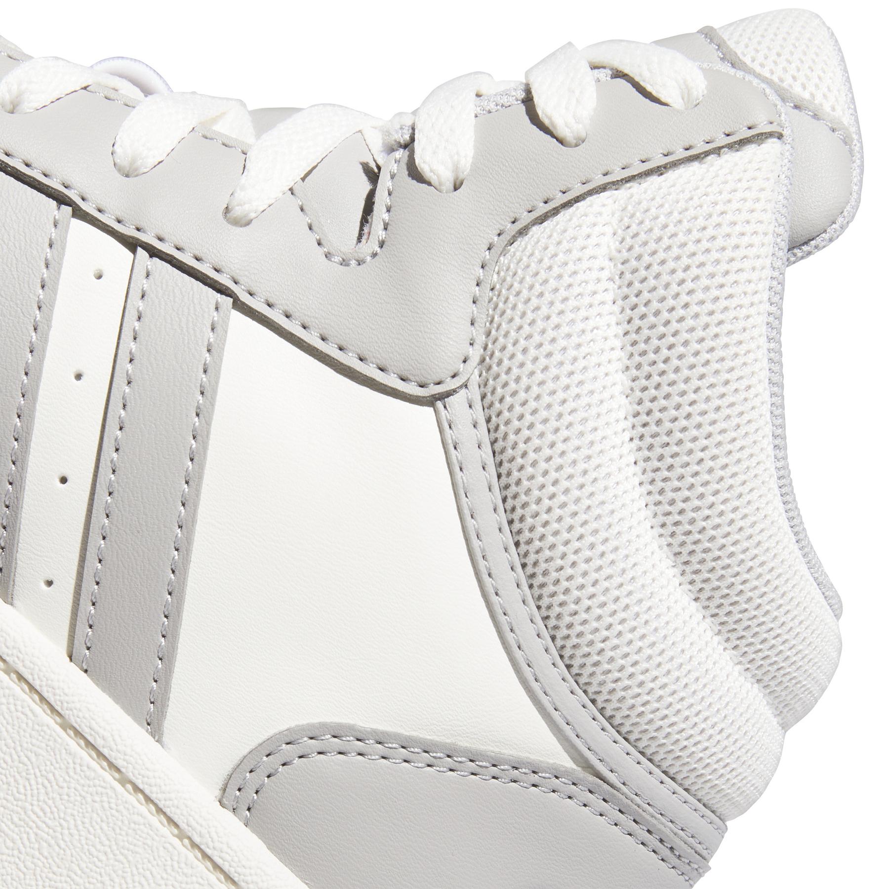 product/a/d/adidas_ih0178_8_footwear_photography_detail_view_1_white.jpg