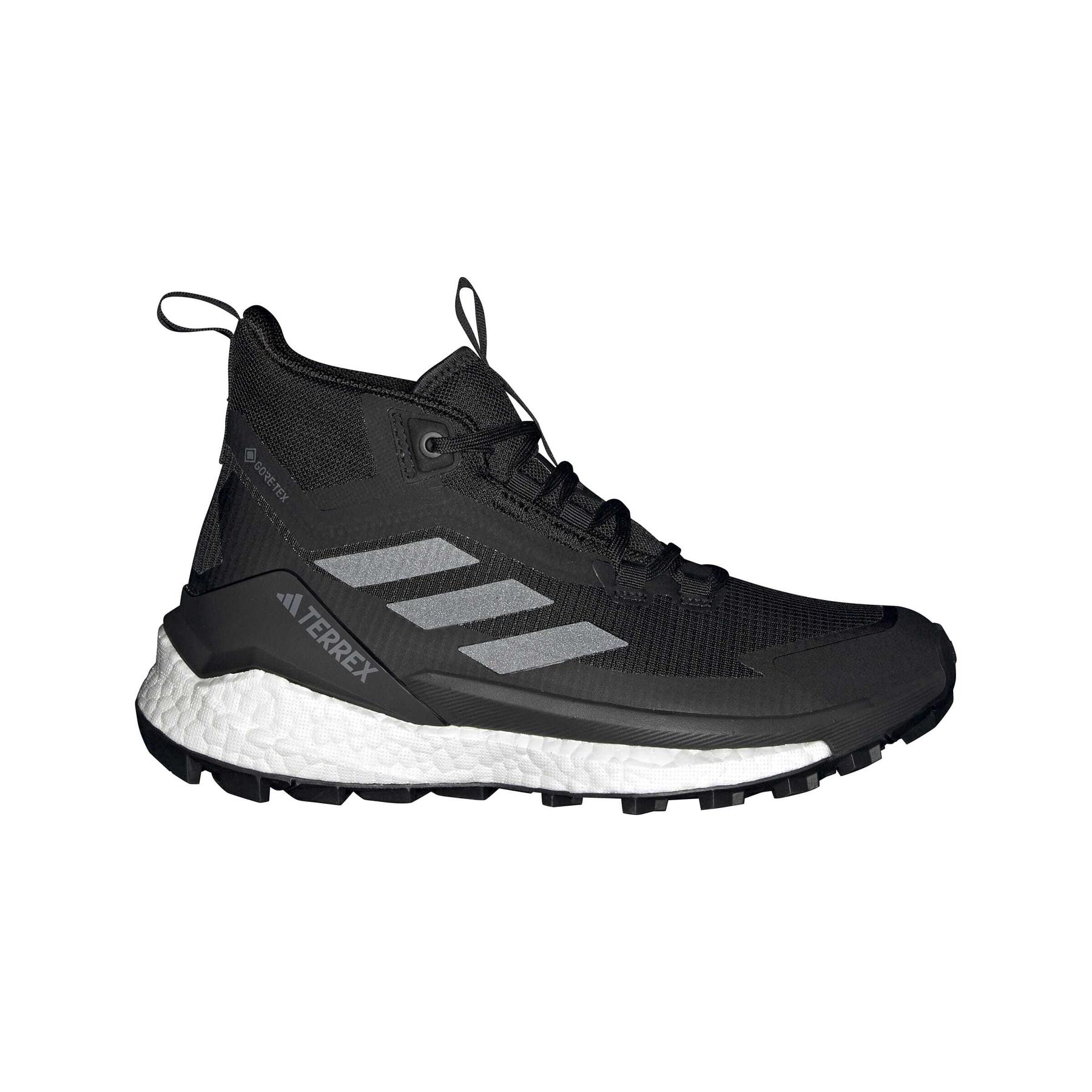product/a/d/adidas_ih0670_12_footwear_photography_beauty_view_white-nw091625.jpg