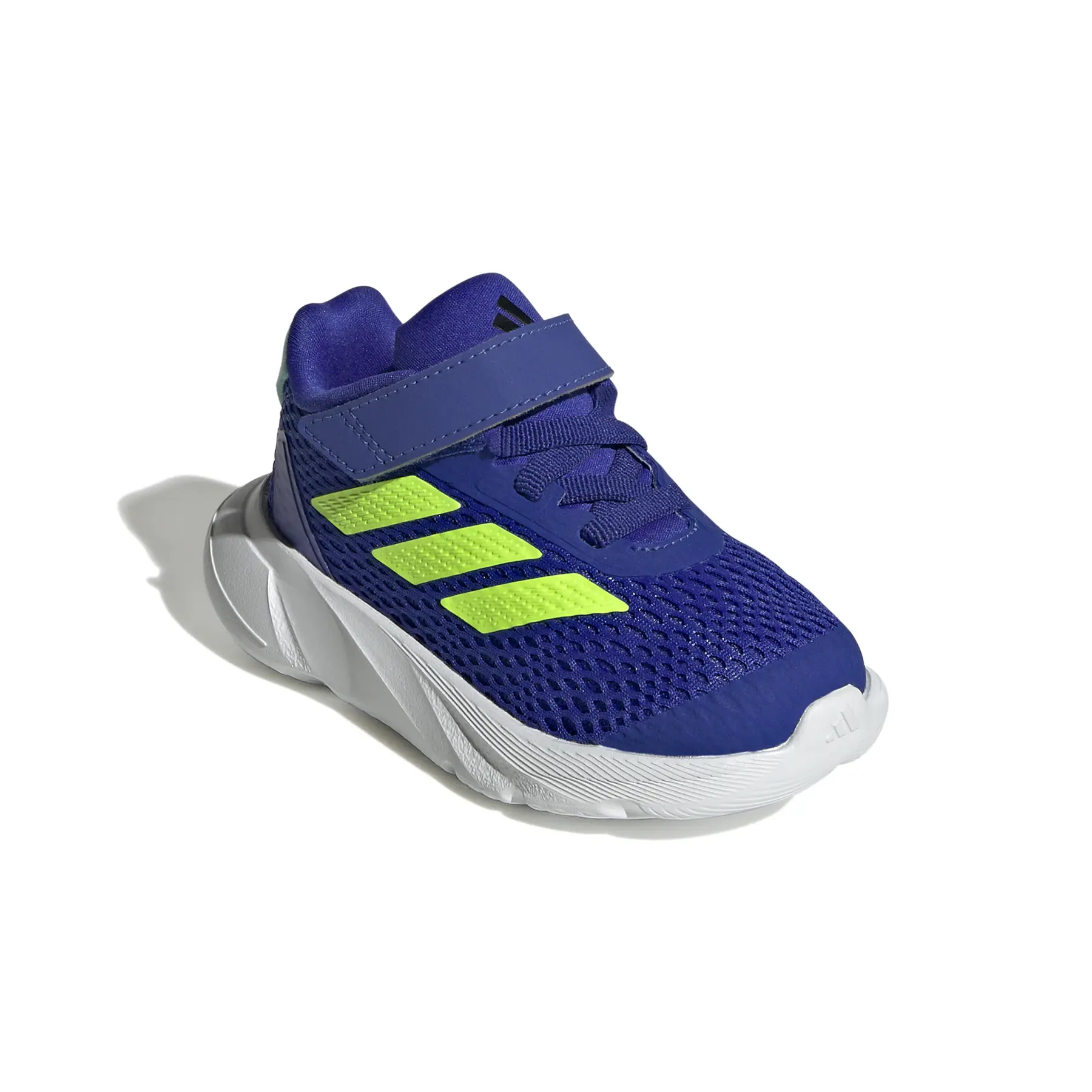 product/a/d/adidas_ih2443_6_footwear_photography_front_lateral_top_view_white.jpg
