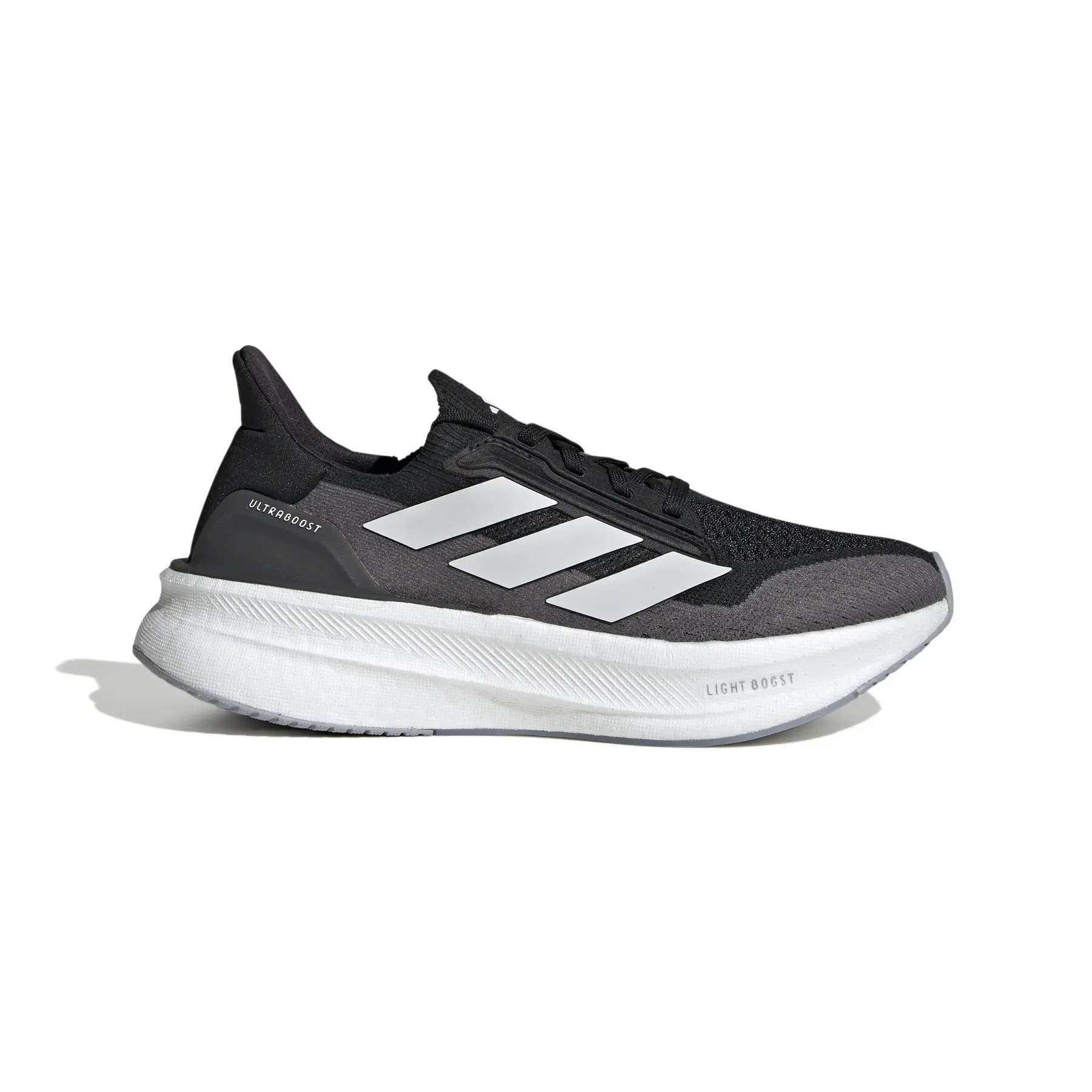 product/a/d/adidas_ih3102_1_footwear_photography_side_lateral_center_view_white.jpg