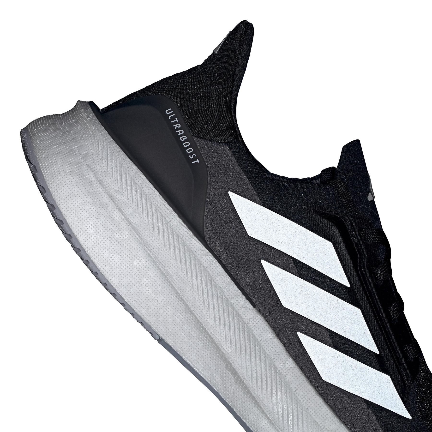 product/a/d/adidas_ih3110_13_footwear_photography_reflective_detail_white.jpg