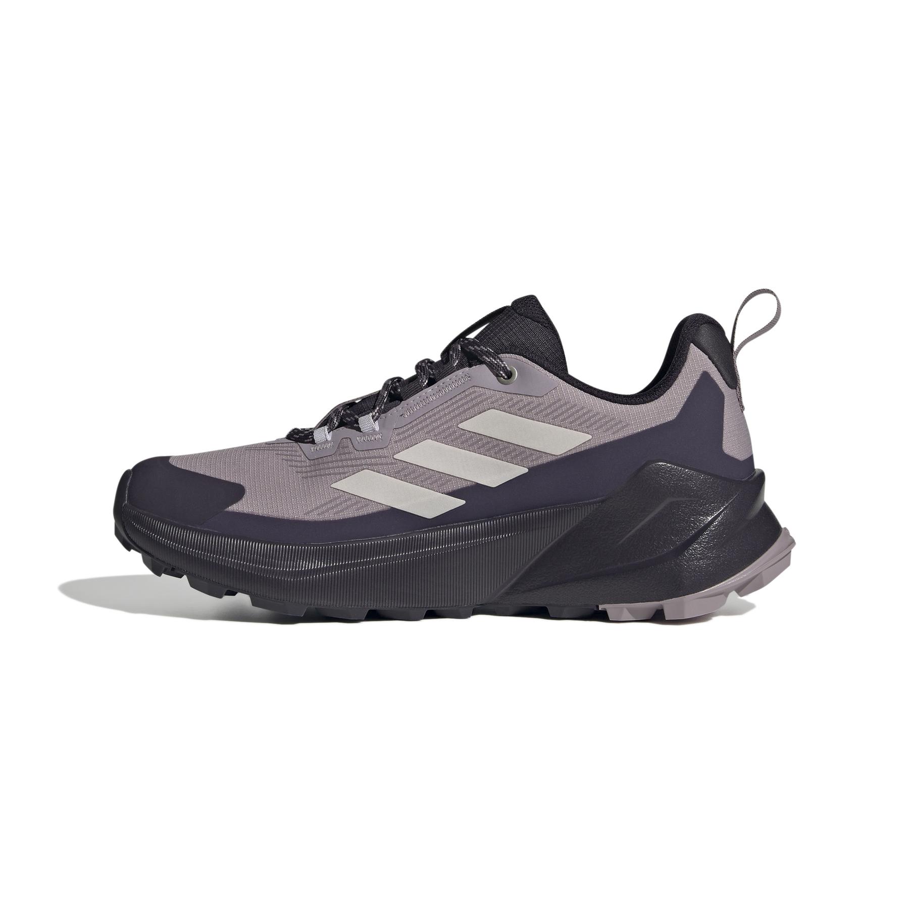 product/a/d/adidas_ih3544_5_footwear_photography_side_medial_center_view_white.jpg