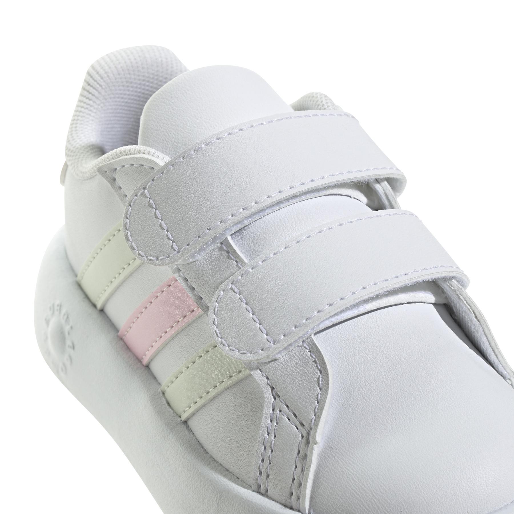 product/a/d/adidas_ih4884_8_footwear_photography_detail_view_1_white.jpg