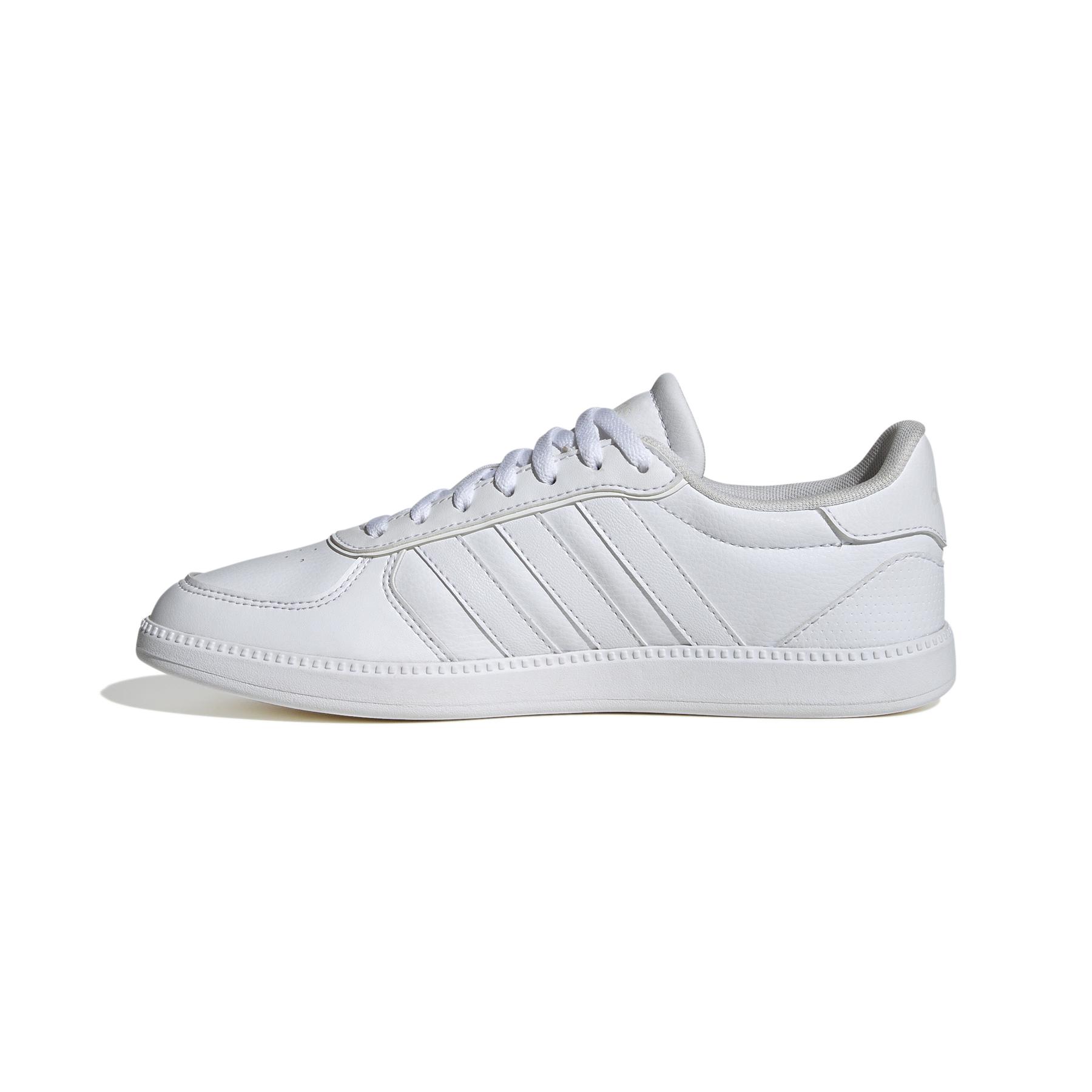 product/a/d/adidas_ih5418_5_footwear_photography_side_medial_center_view_white.jpg