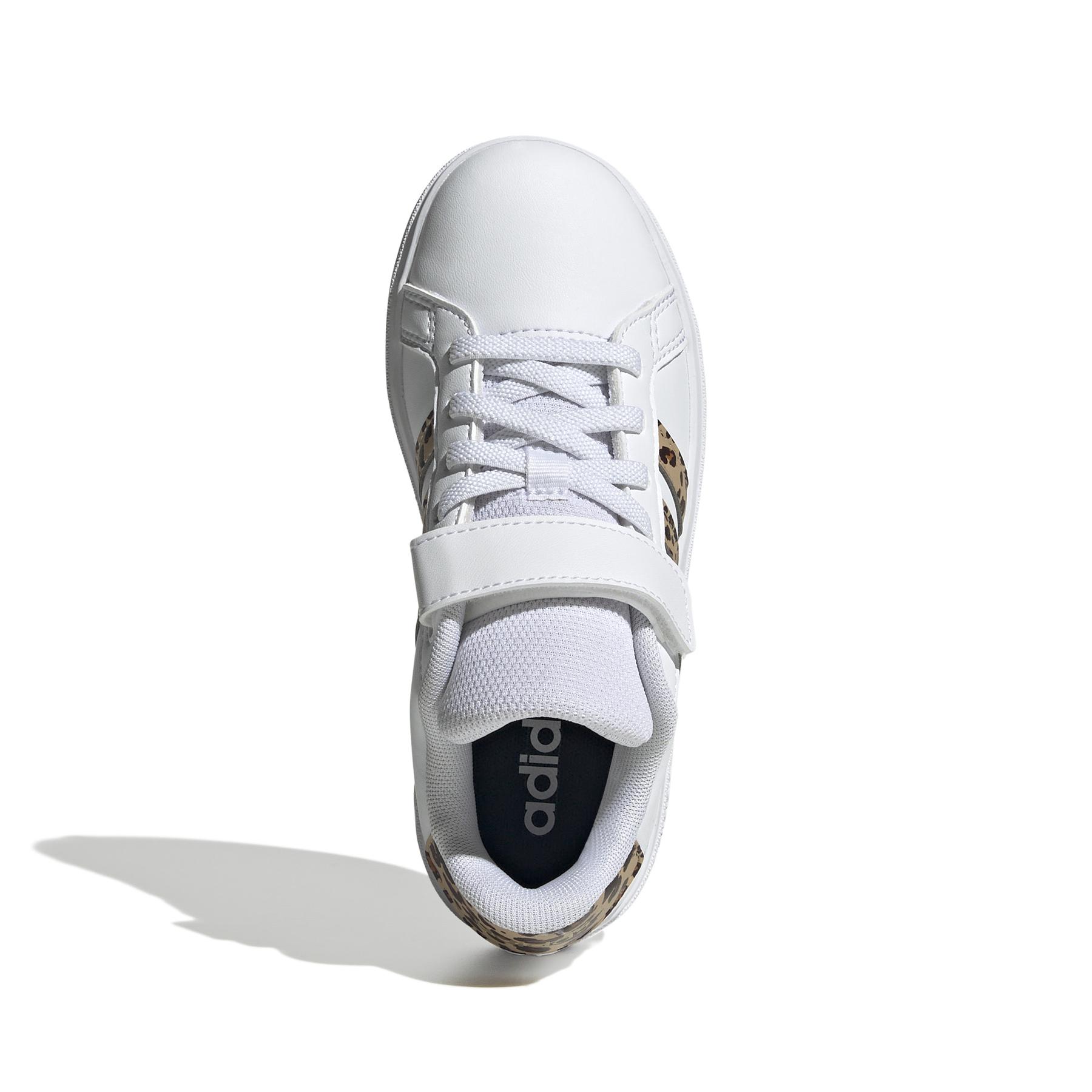 product/a/d/adidas_ih7842_3_footwear_photography_top_portrait_view_white.jpg