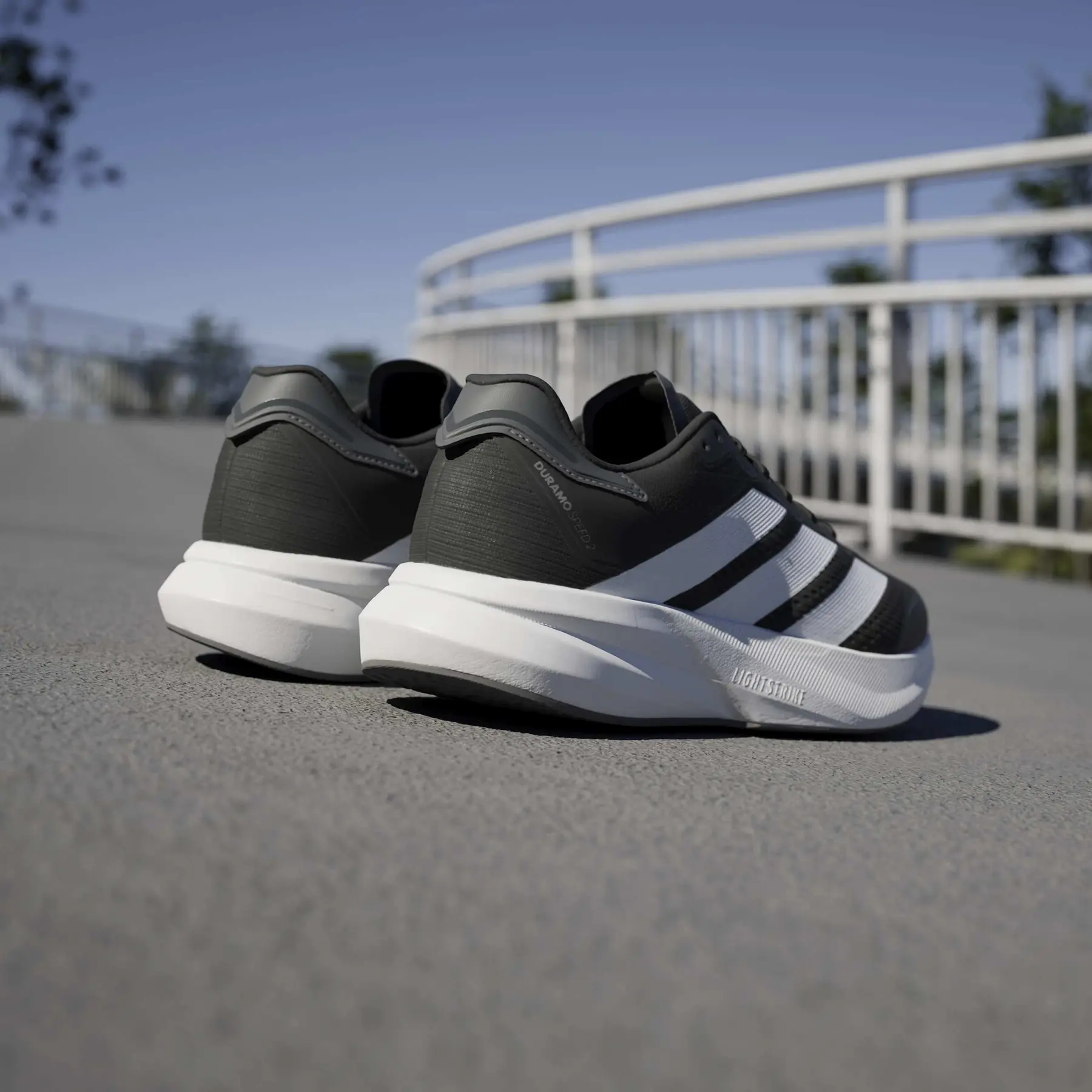 product/a/d/adidas_ih8201_18_footwear_photography_heromrktng_view_6-nw091625.jpg