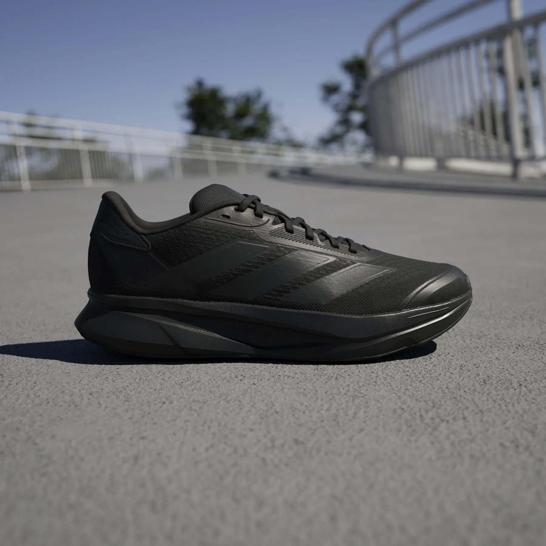 product/a/d/adidas_ih8217_16_footwear_photography_heromrktng_view_3.jpg