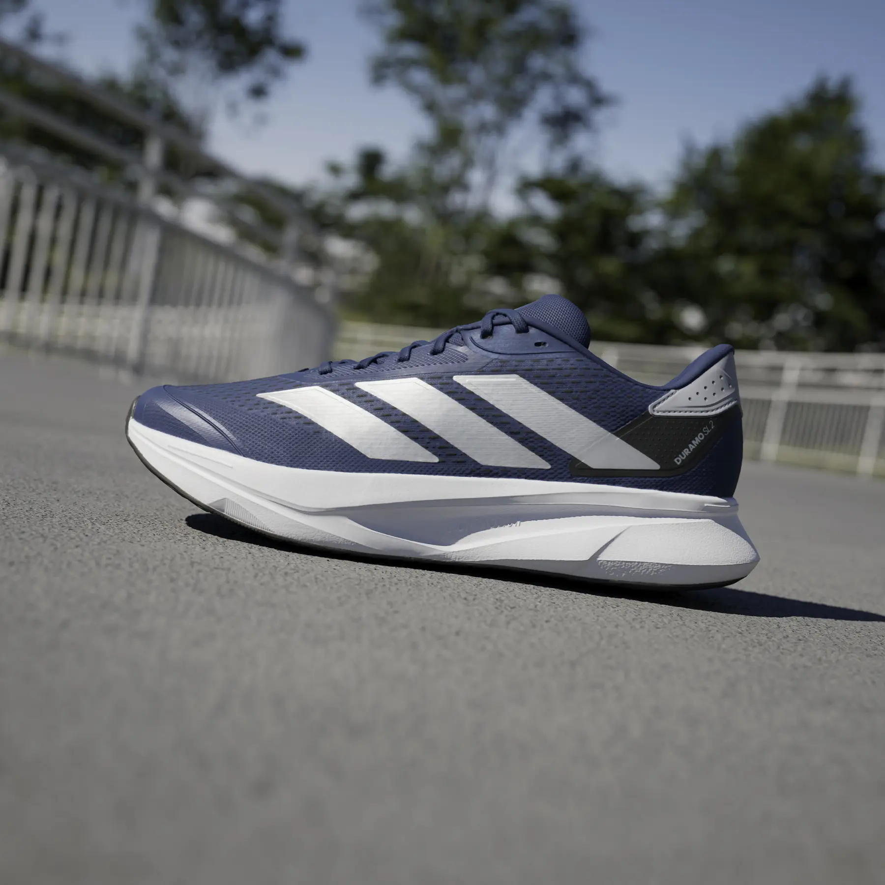 product/a/d/adidas_ih8221_20_footwear_photography_heromrktng_view_7.jpg