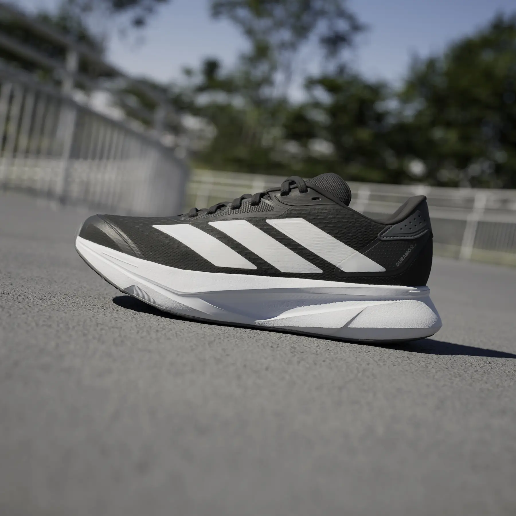 product/a/d/adidas_ih8225_20_footwear_photography_heromrktng_view_7.jpg