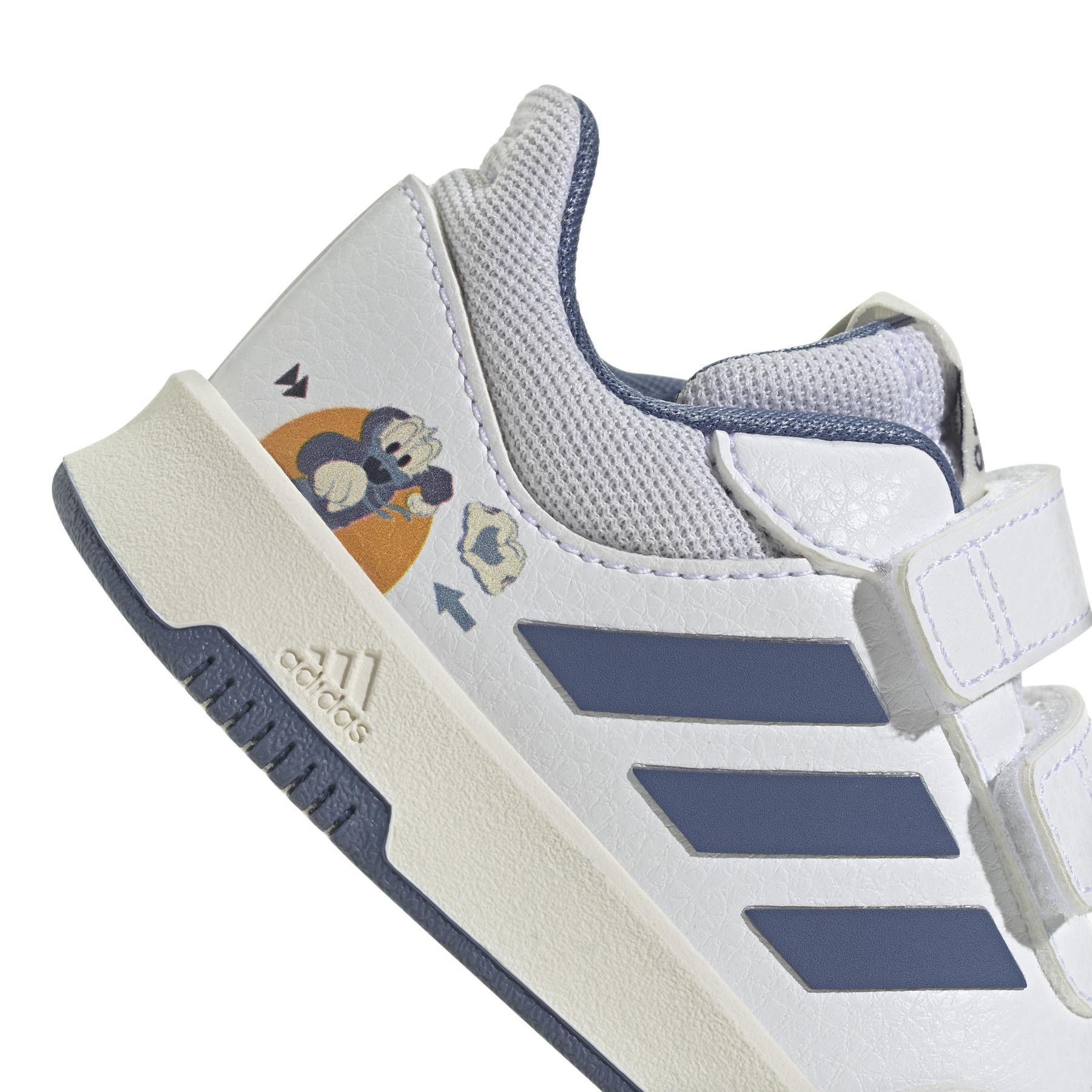 product/a/d/adidas_ih8879_8_footwear_photography_detail_view_1_white.jpg