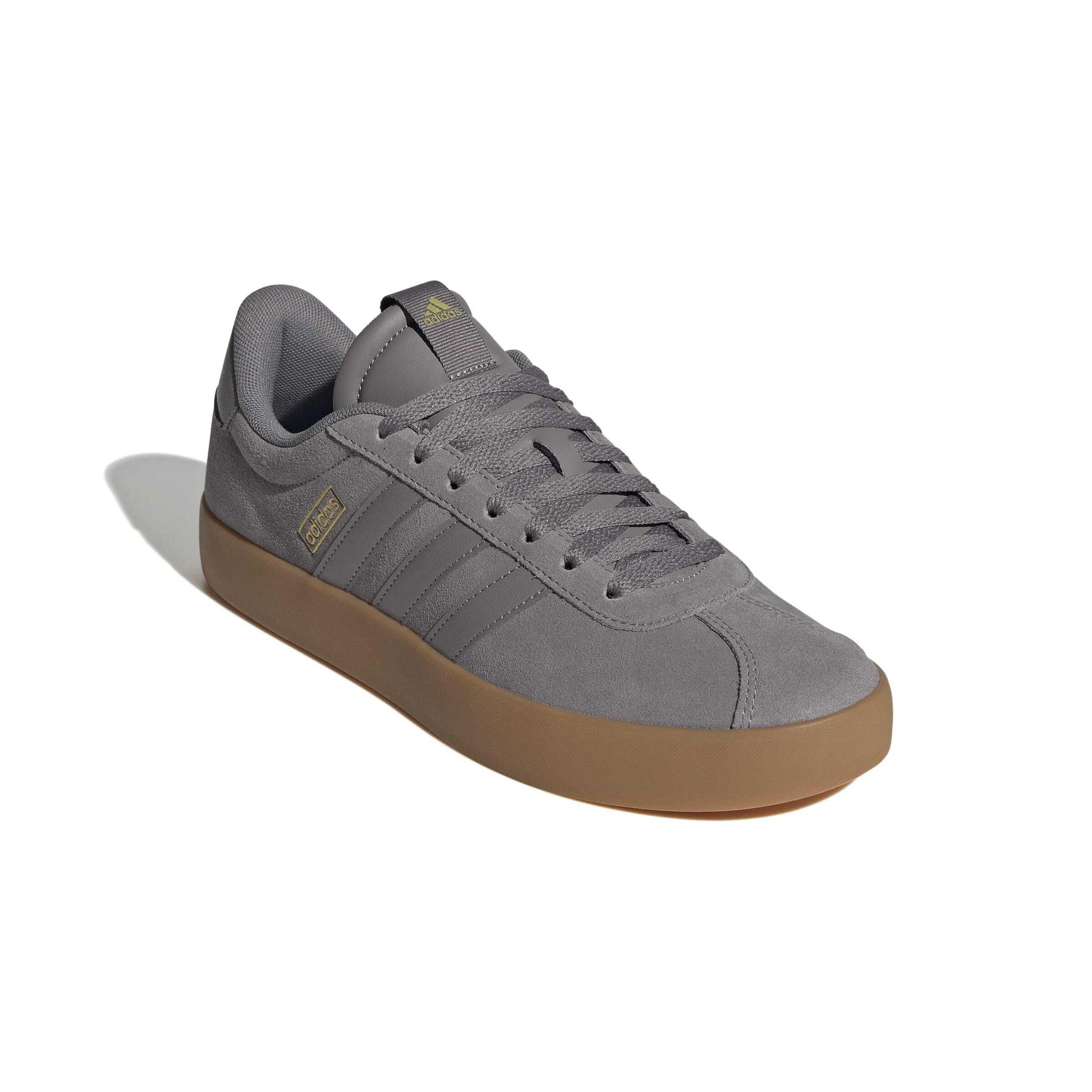 product/a/d/adidas_ih8911_6_footwear_photography_front_lateral_top_view_white-nw091625.jpg