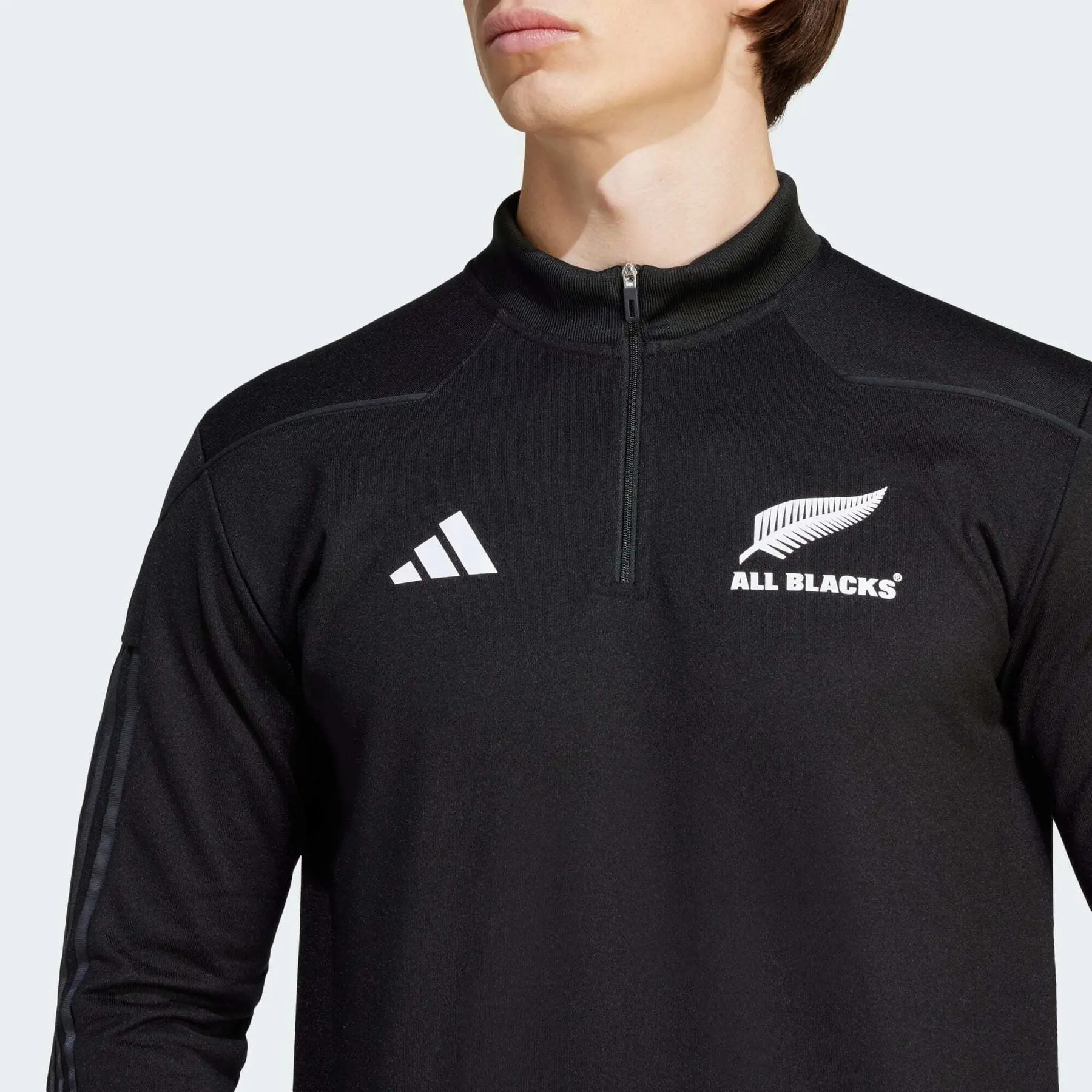 product/a/d/adidas_ik4631_black_5.jpg