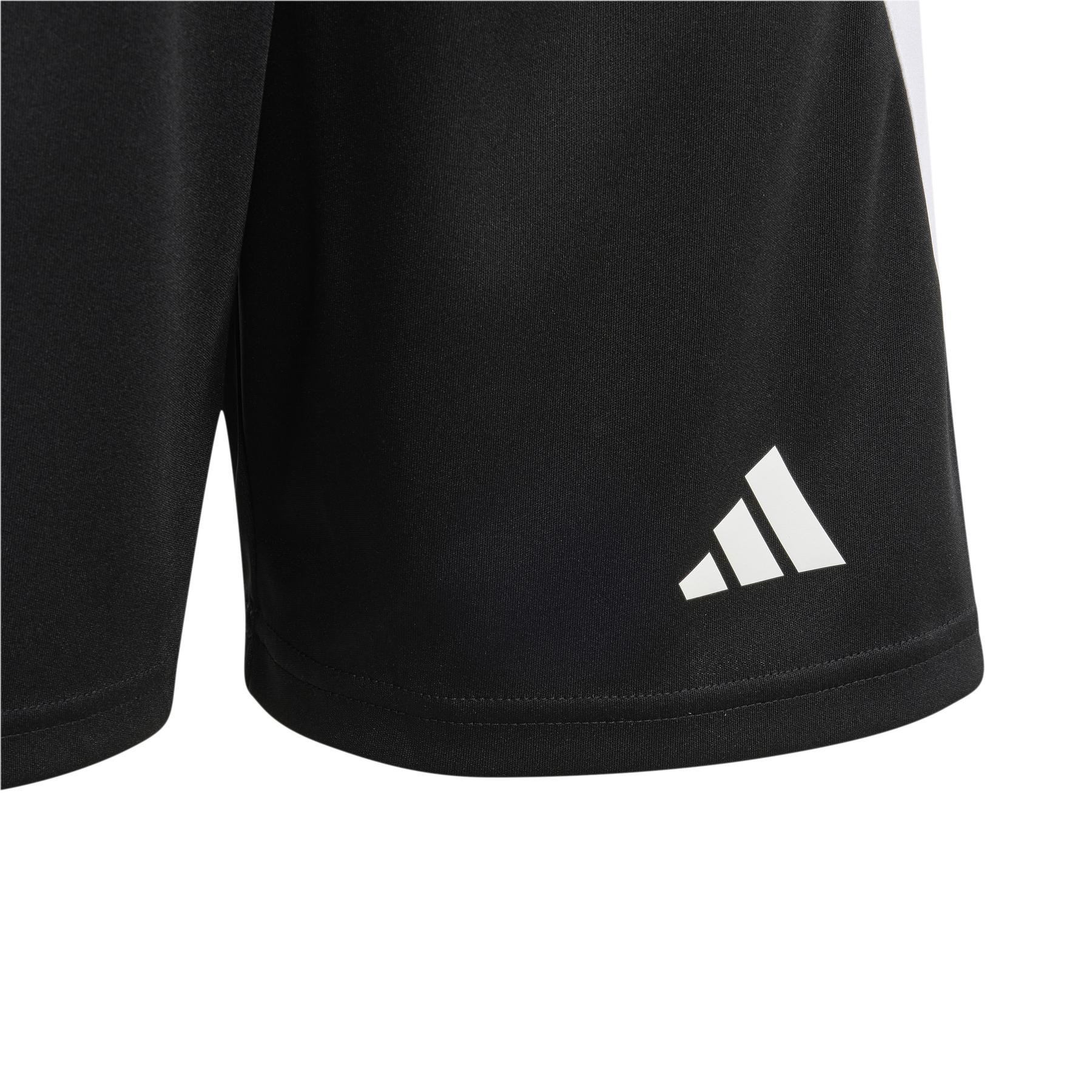 product/a/d/adidas_ik5751_4_apparel_photography_detail_view_1_white.jpg