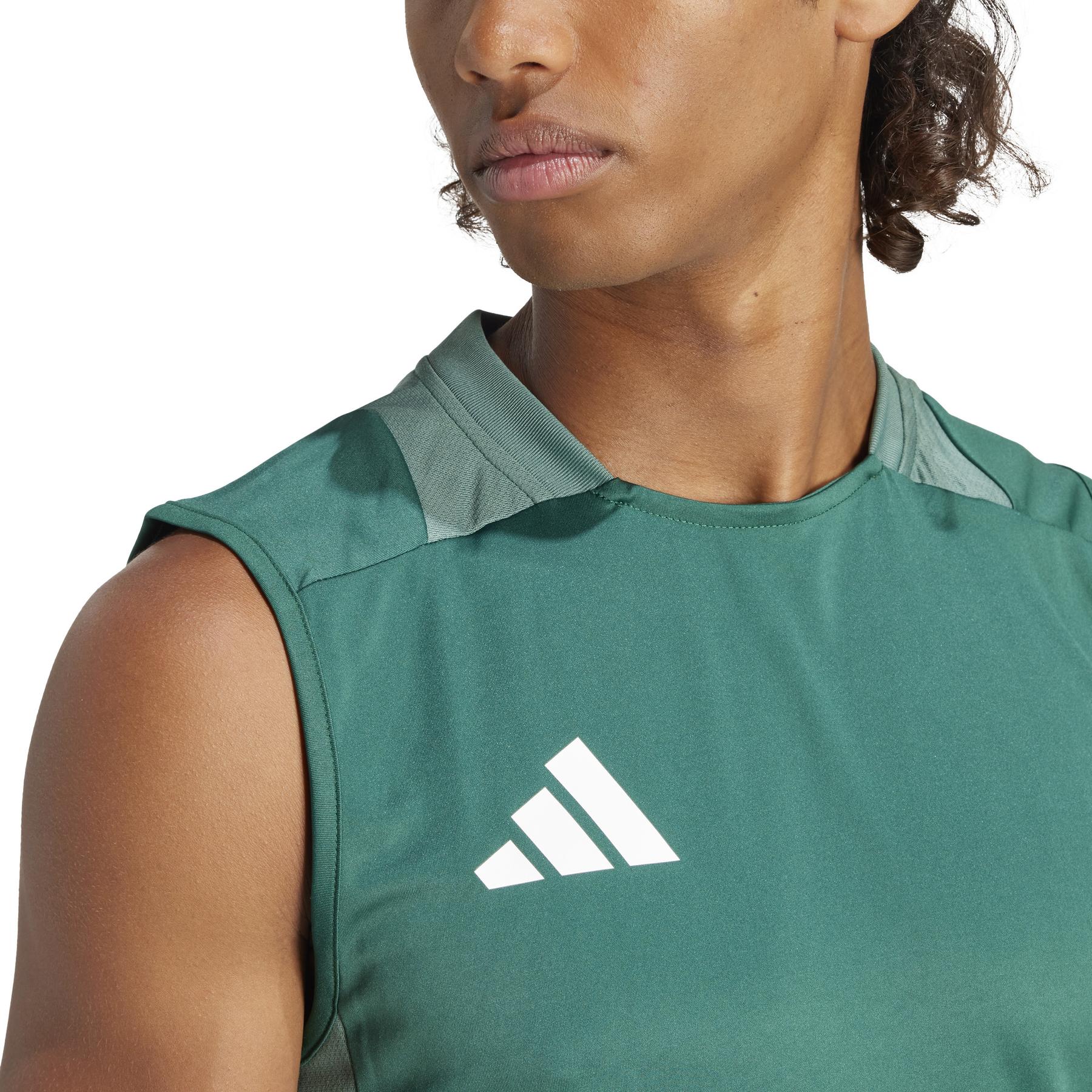 product/a/d/adidas_ir5477_10_apparel_on_model_detail_view_2_white.jpg