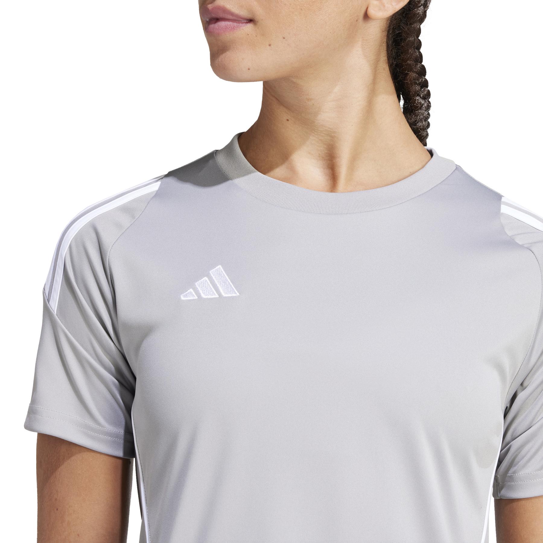 product/a/d/adidas_is1025_9_apparel_on_model_detail_view_1_white.jpg