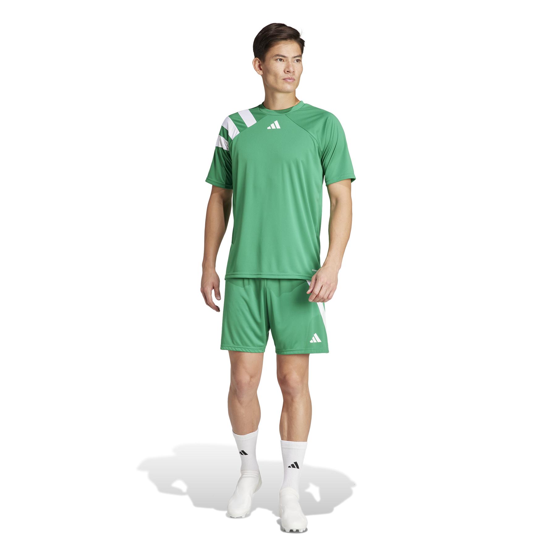 product/a/d/adidas_it5655_7_apparel_on_model_standard_outfit_view_white.jpg