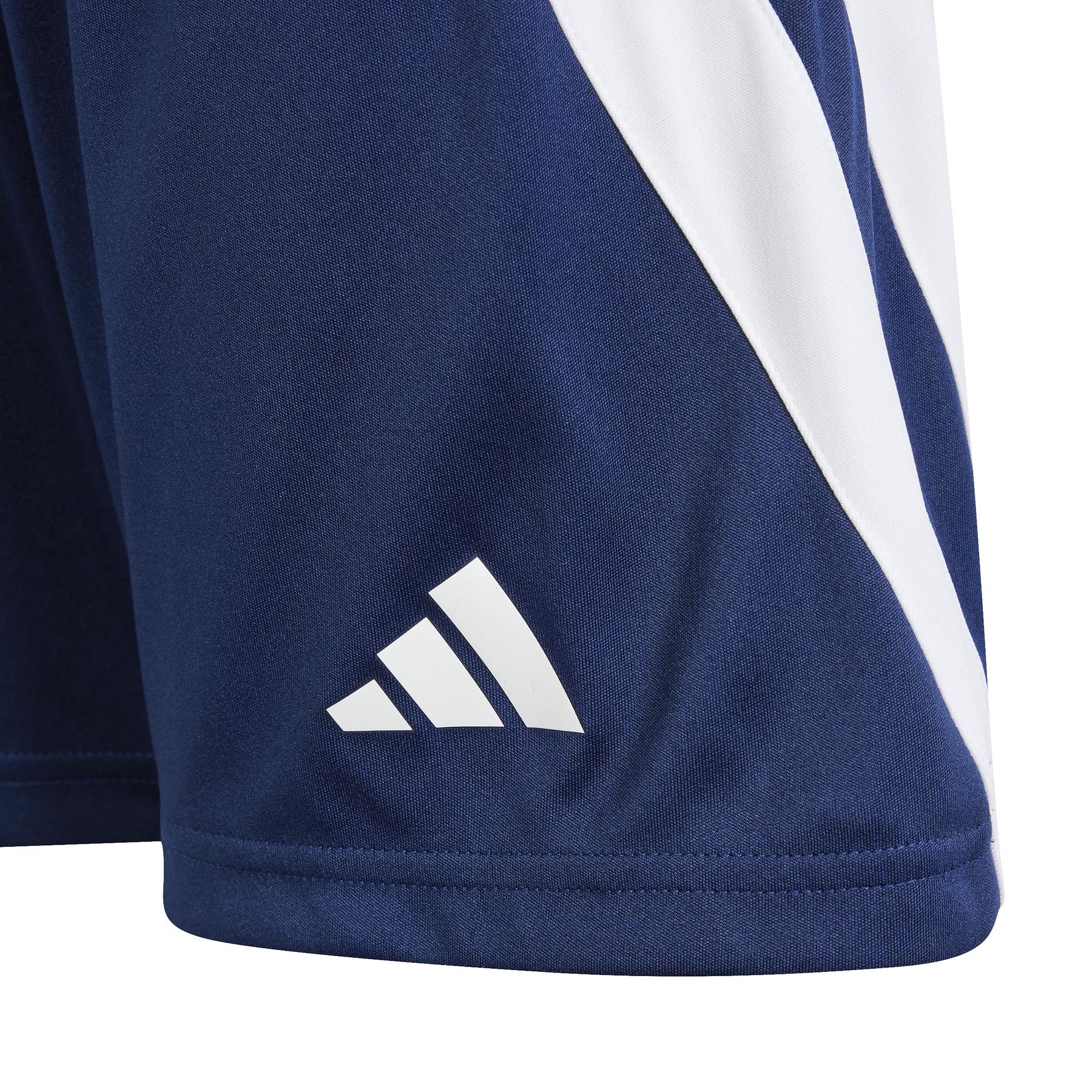 product/a/d/adidas_it5660_5_apparel_photography_detail_view_2_white.jpg