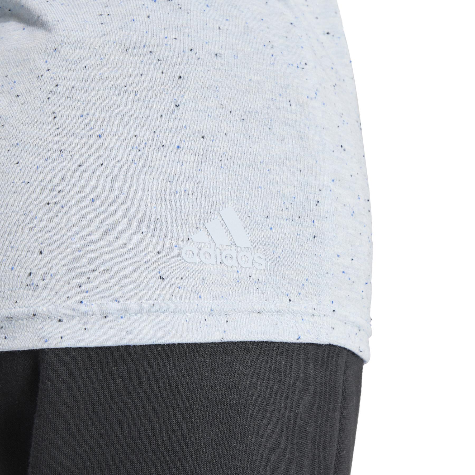 product/a/d/adidas_iw7717_8_apparel_on_model_detail_view_2_white.jpg