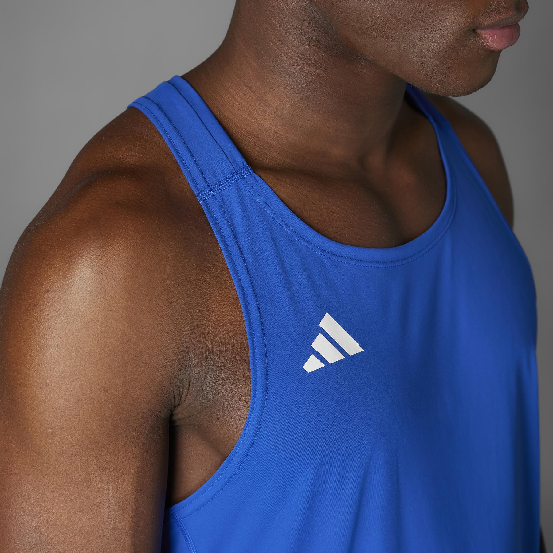 product/a/d/adidas_ix2855_14_apparel_photography_heromrktng_view_5.jpg