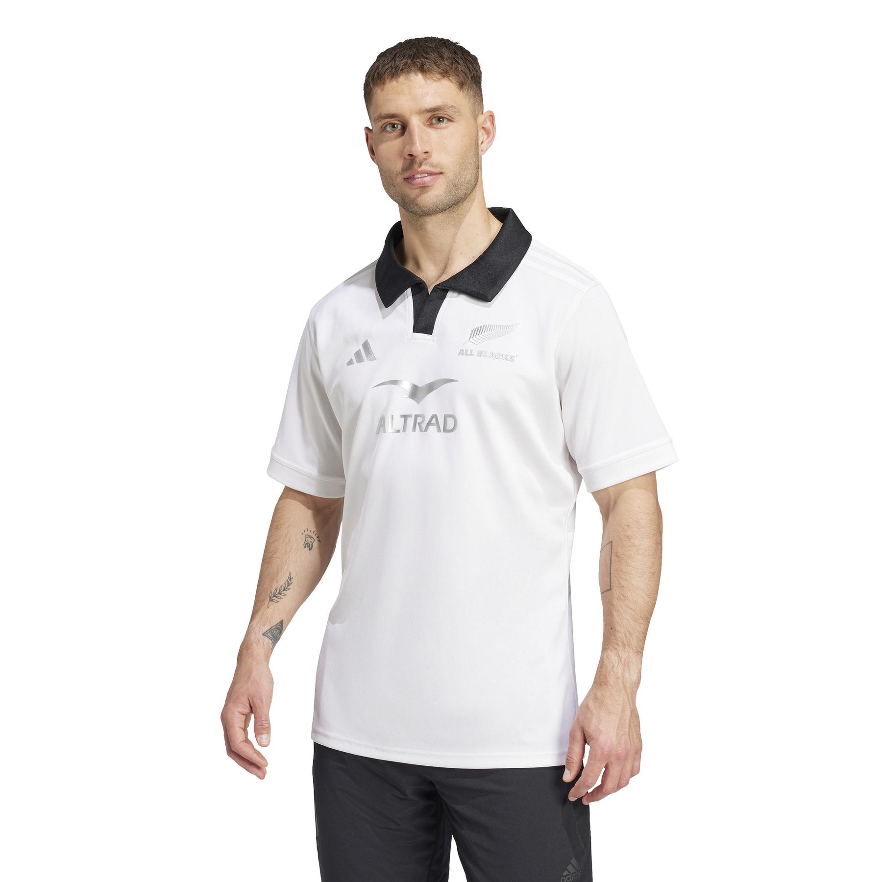 product/a/d/adidas_ix3120_1_apparel_on_model_standard_view_white.jpg