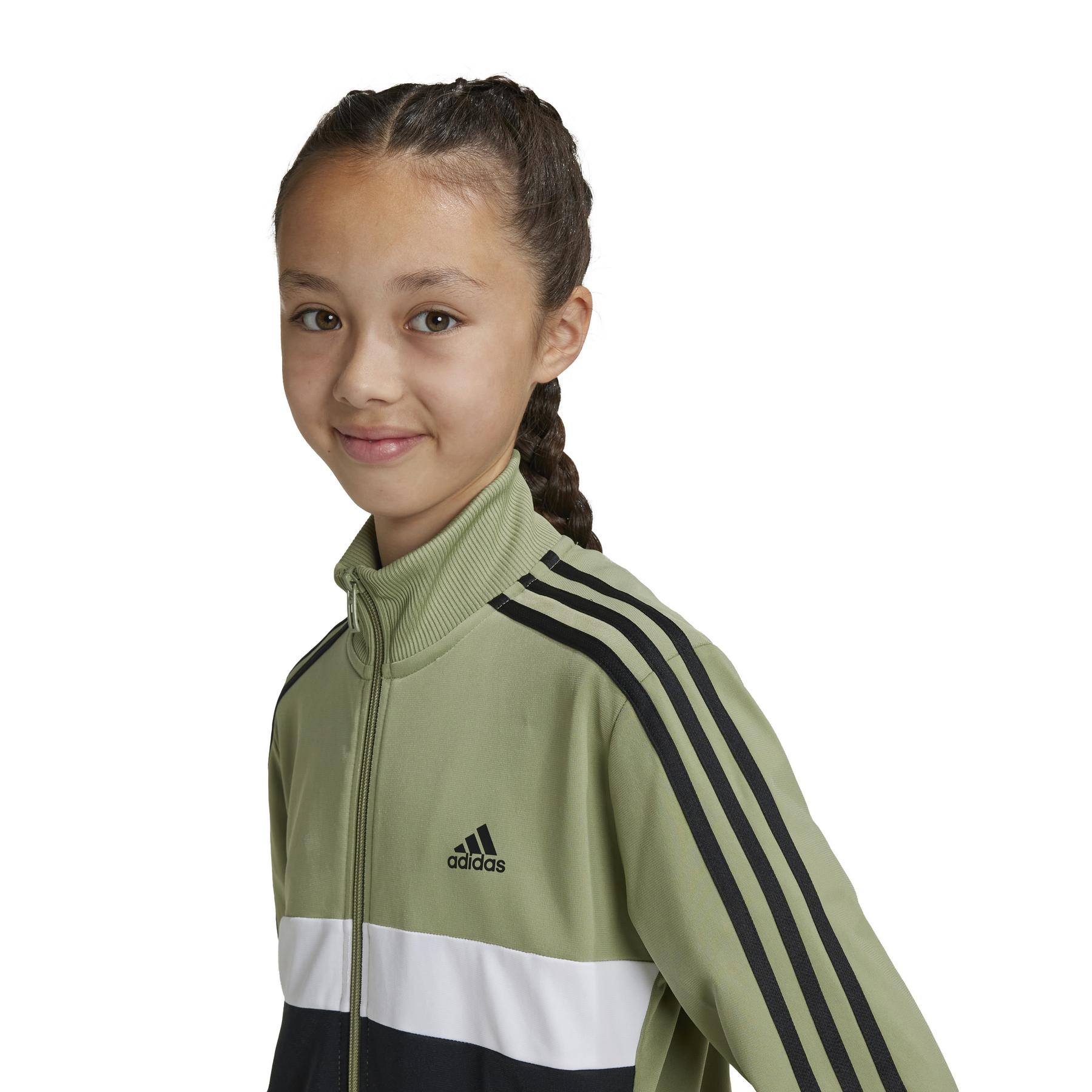 product/a/d/adidas_iy1796_6_apparel_on_model_detail_view_2_white.jpg