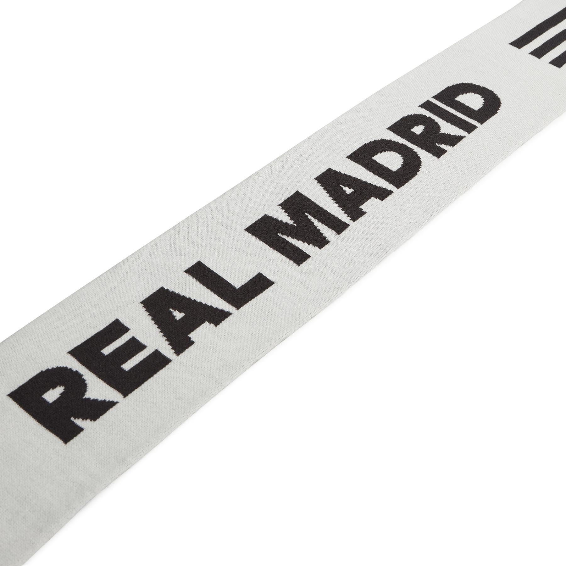 4067896379807 - Schal Real Madrid 2024 25