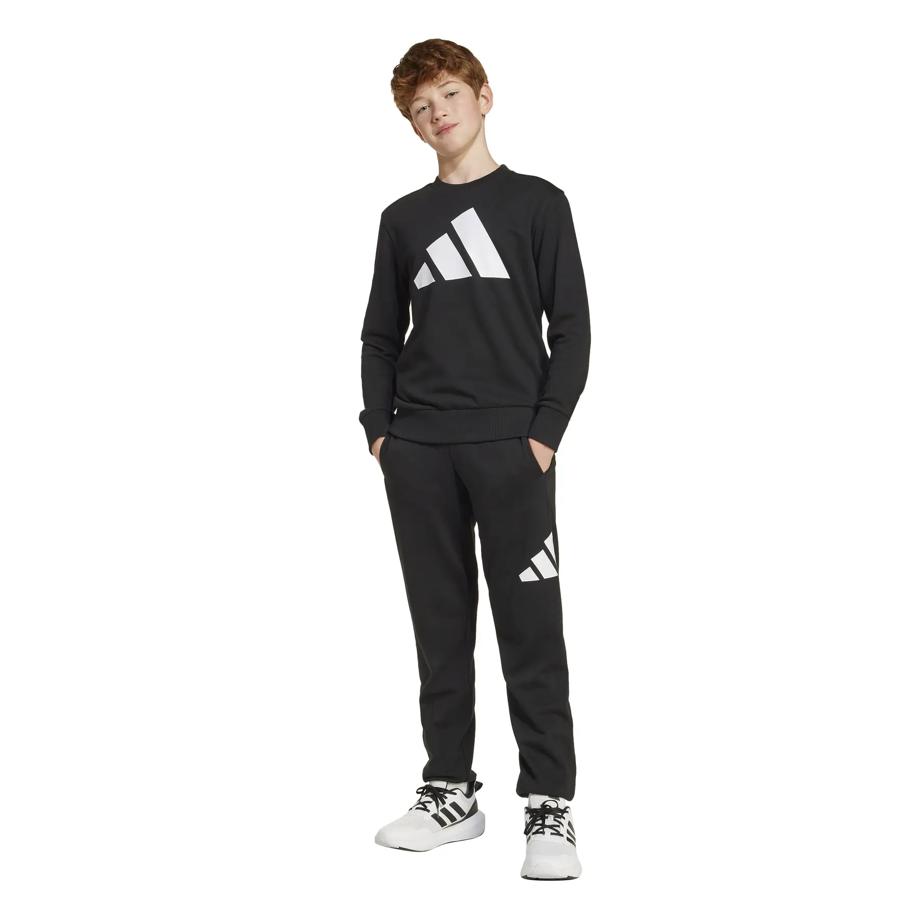 adidas_jd2102_black-white_4.webp