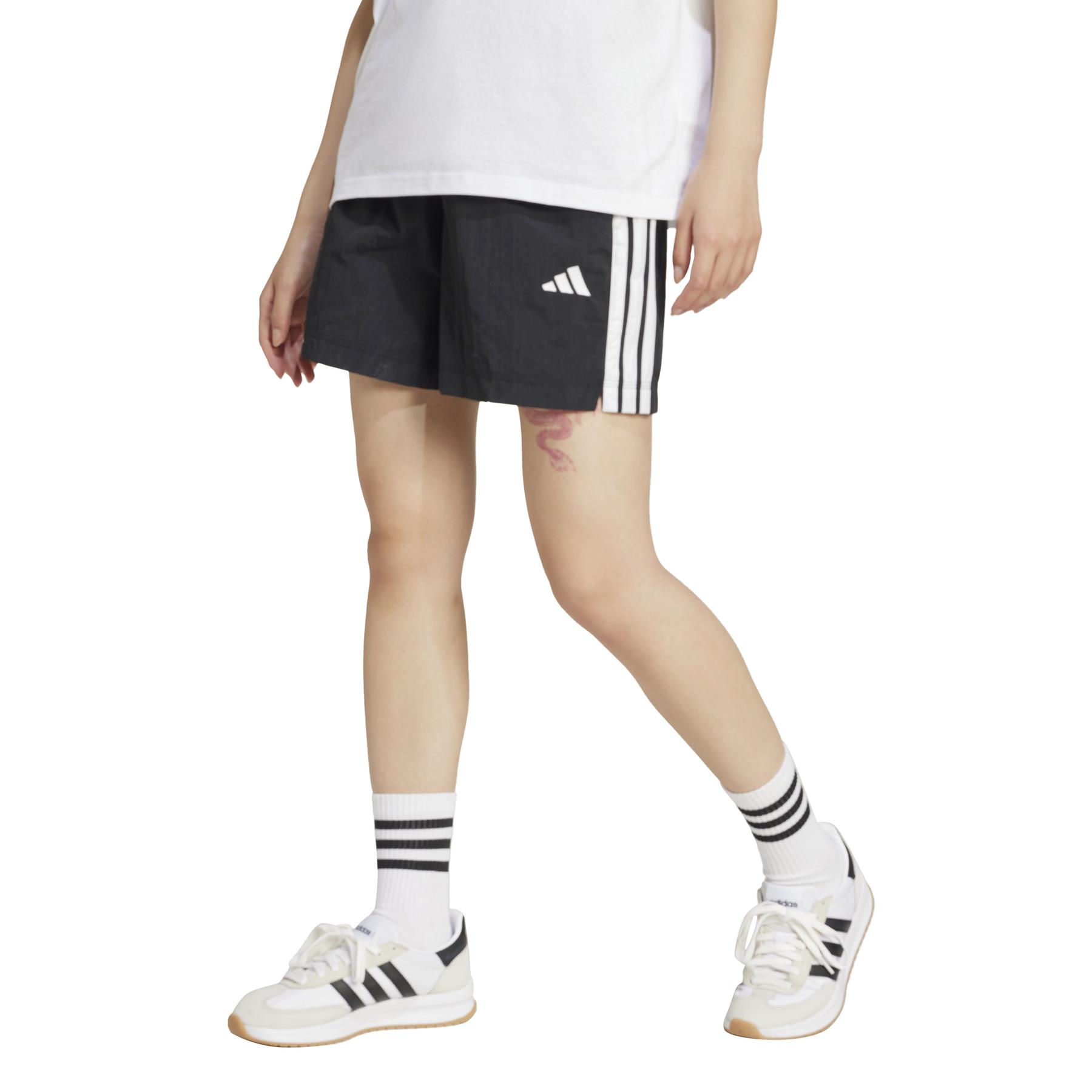 product/a/d/adidas_je1309_black-white_2.jpg