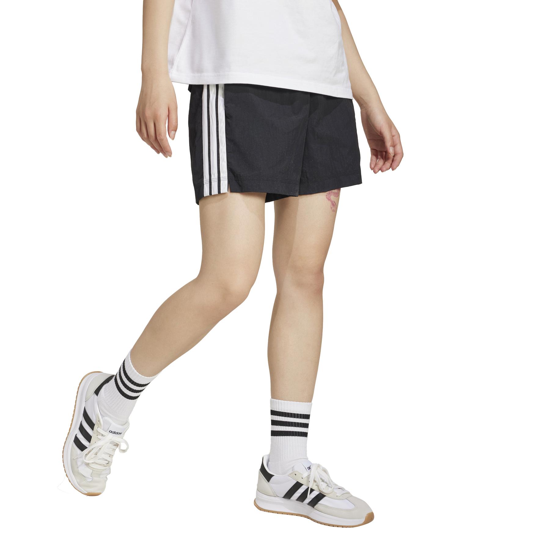 product/a/d/adidas_je1309_black-white_4.jpg