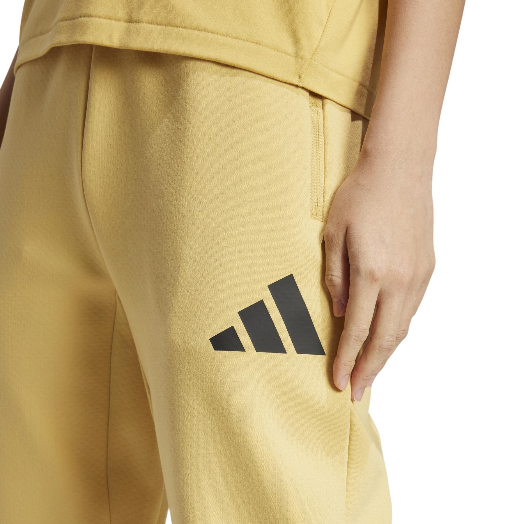 product/a/d/adidas_je7847_7_apparel_on_model_detail_view_1_white.jpg