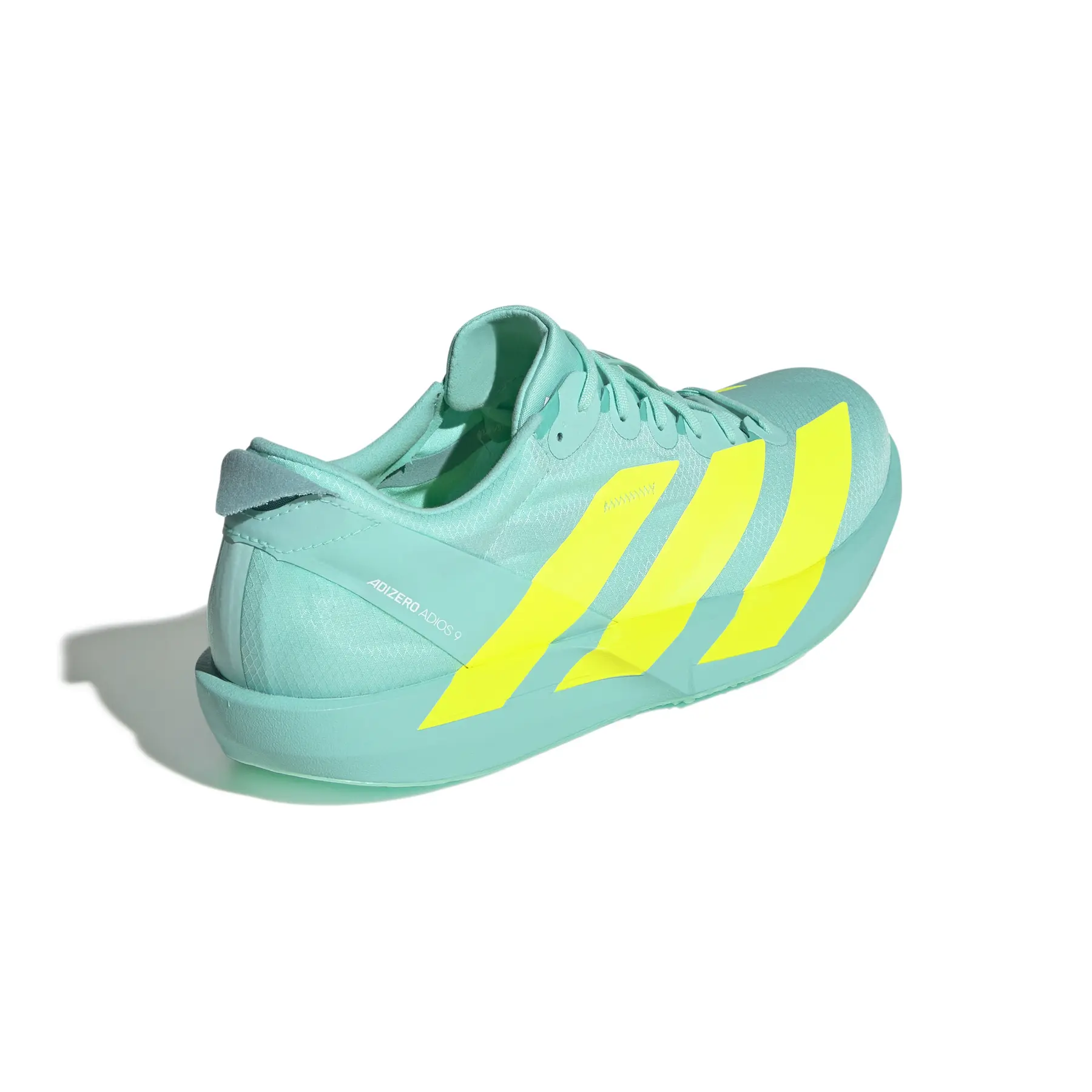 product/a/d/adidas_jh5243_7_footwear_photography_back_lateral_top_view_white.jpg